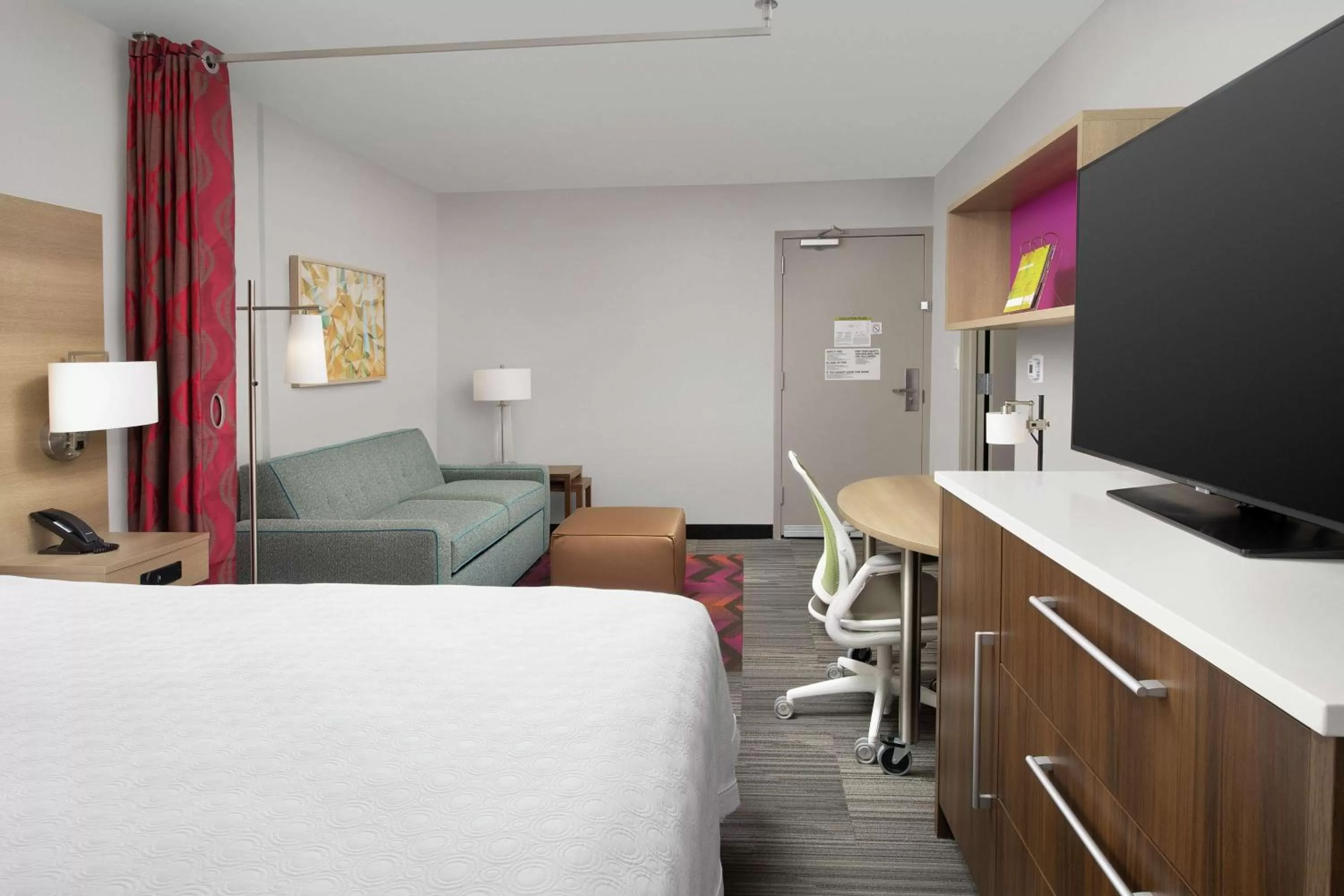 Bed in Home2 Suites by Hilton Atlanta Midtown