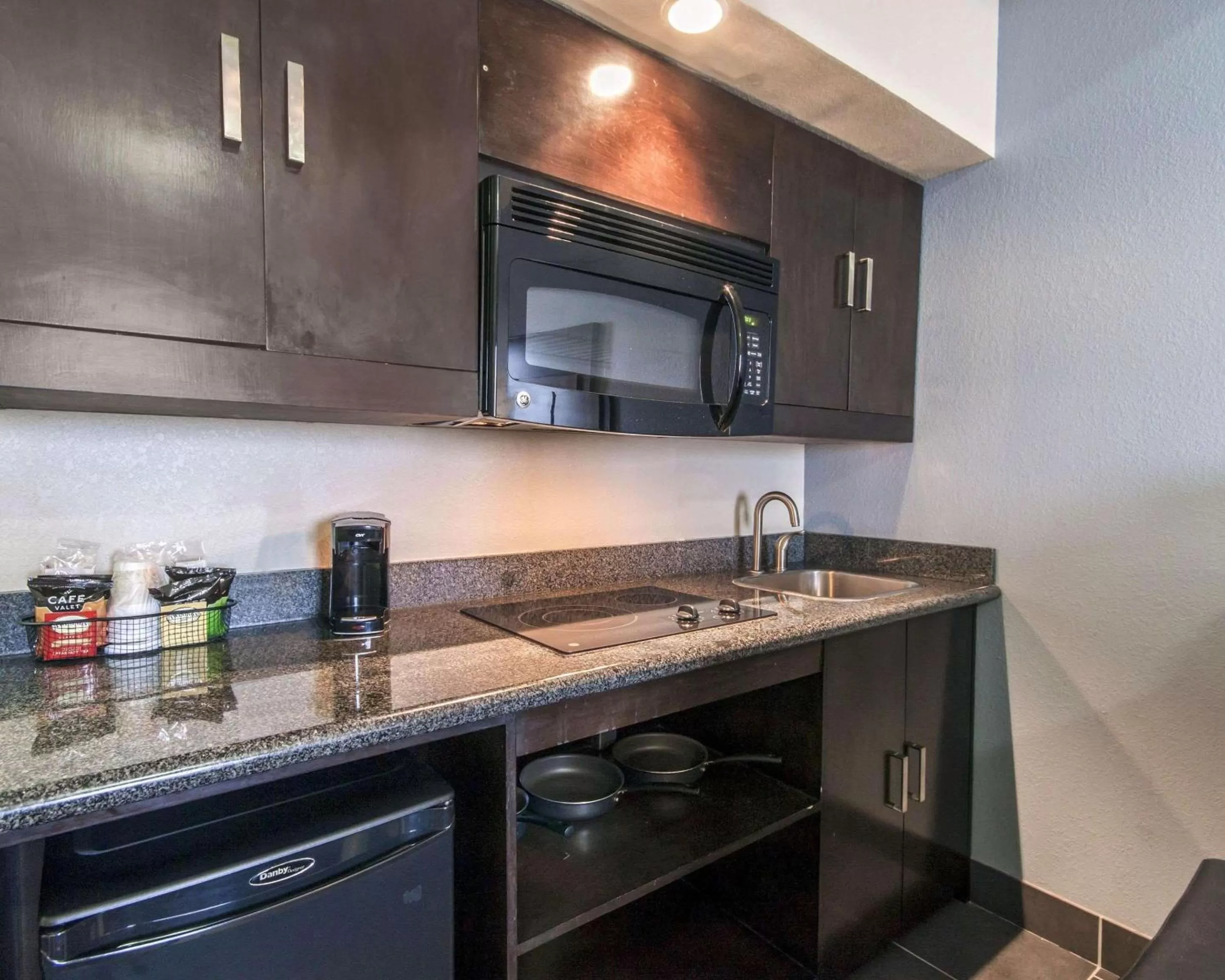 Photo of the whole room in Comfort Inn & Suites El Paso I-10 Airport Area