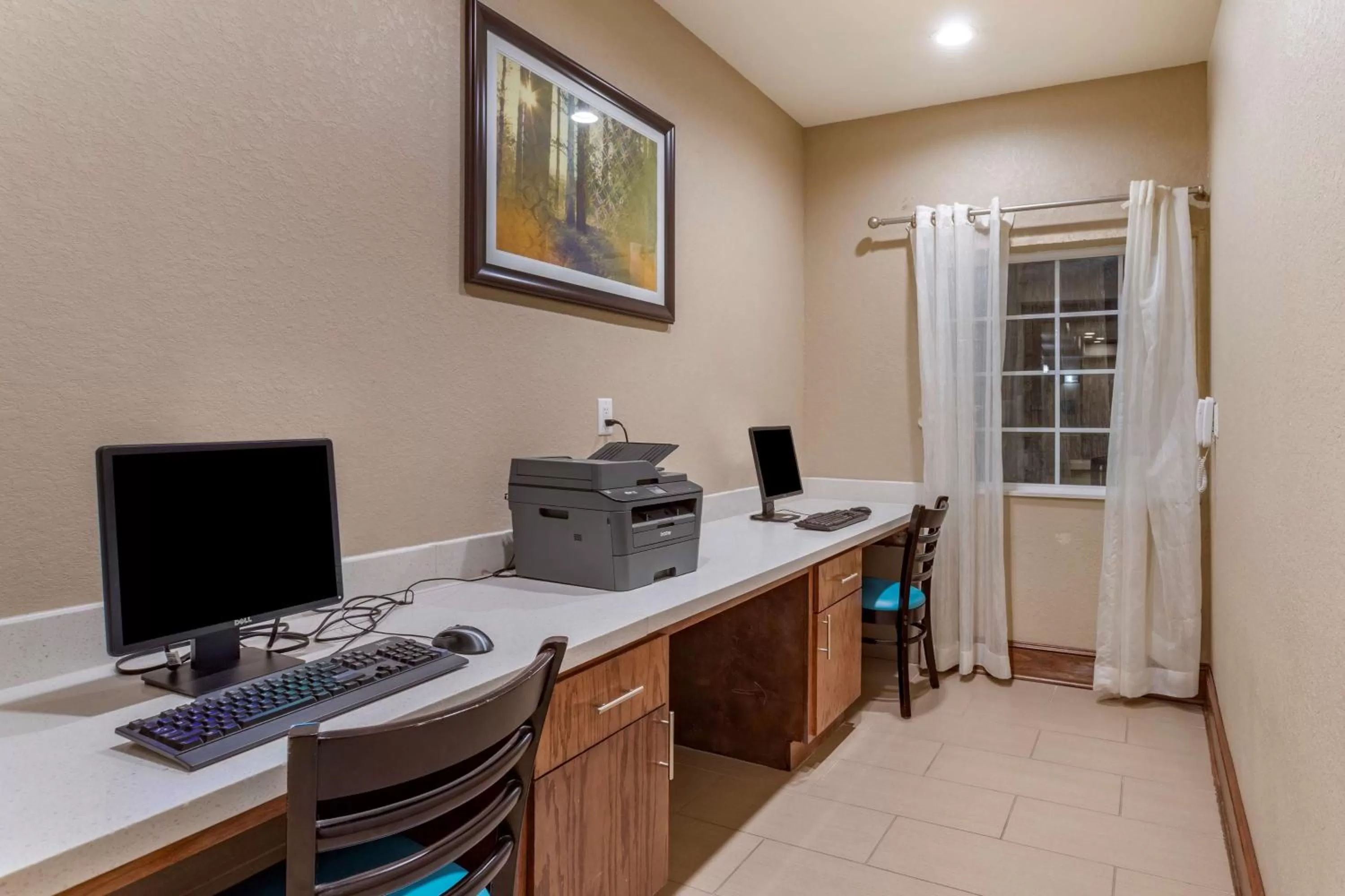 Business facilities in Best Western Plus Galveston Suites