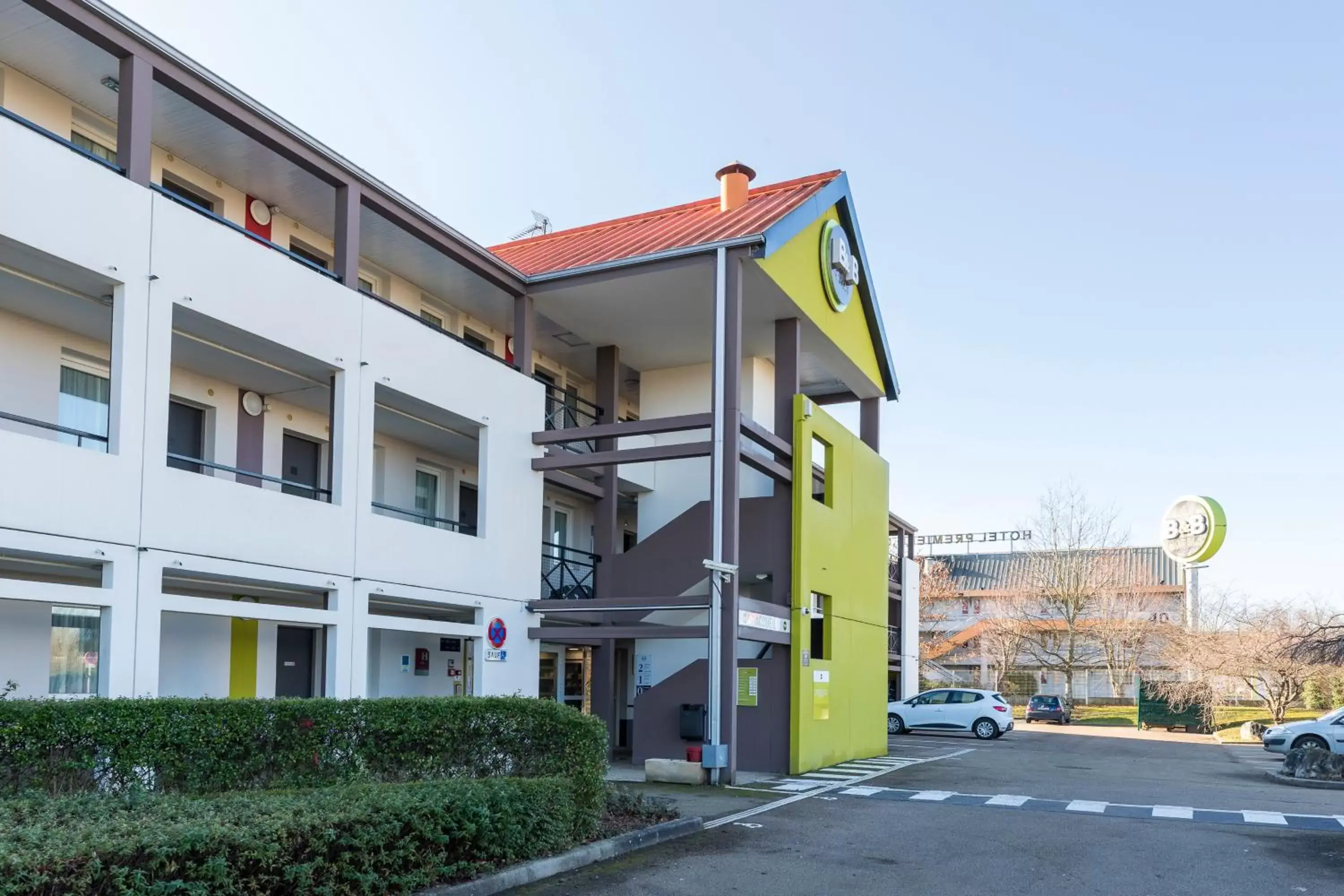 Facade/entrance, Property Building in B&B HOTEL Auxerre Bourgogne