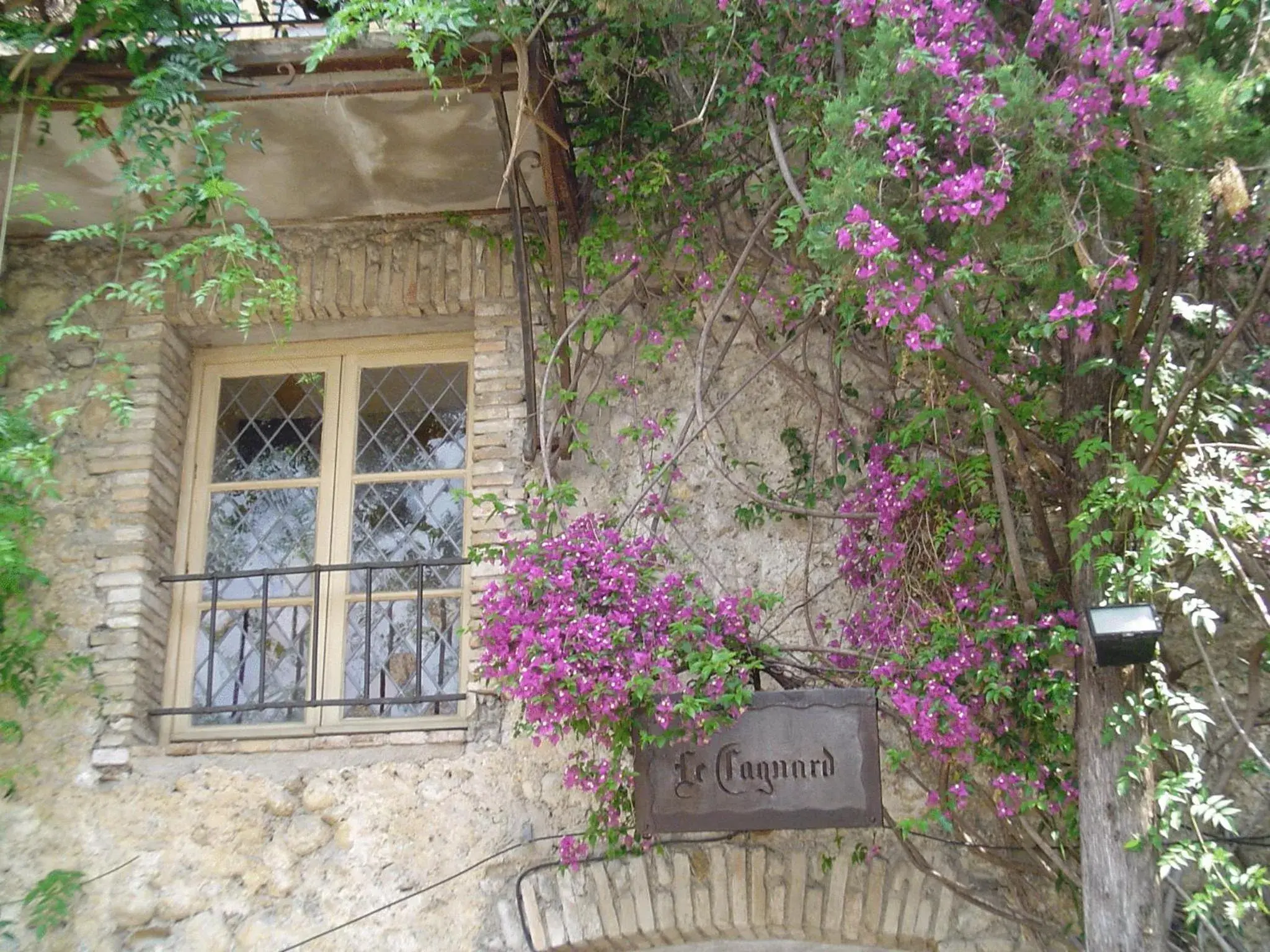 Facade/entrance, Property Building in Château Le Cagnard