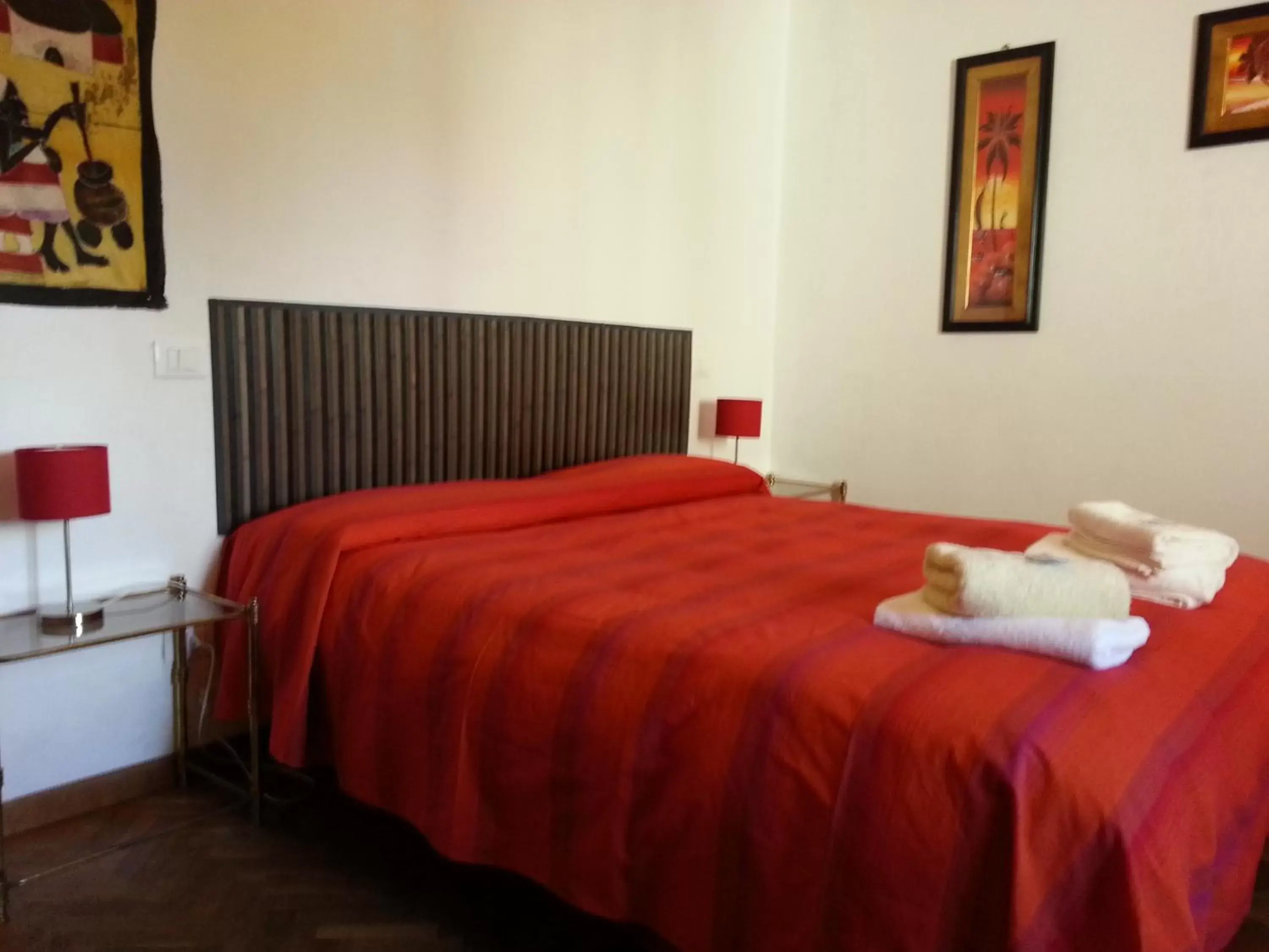 Double Room with Private Bathroom in A Due Passi Dal Centro Bed and Breakfast