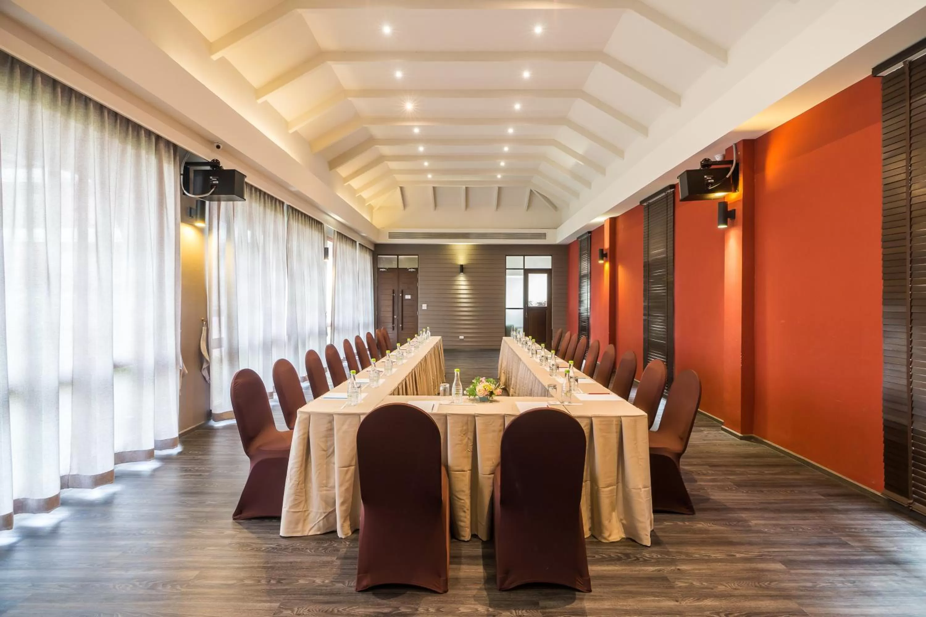 Meeting/conference room in Ayrest Hua Hin Hotel