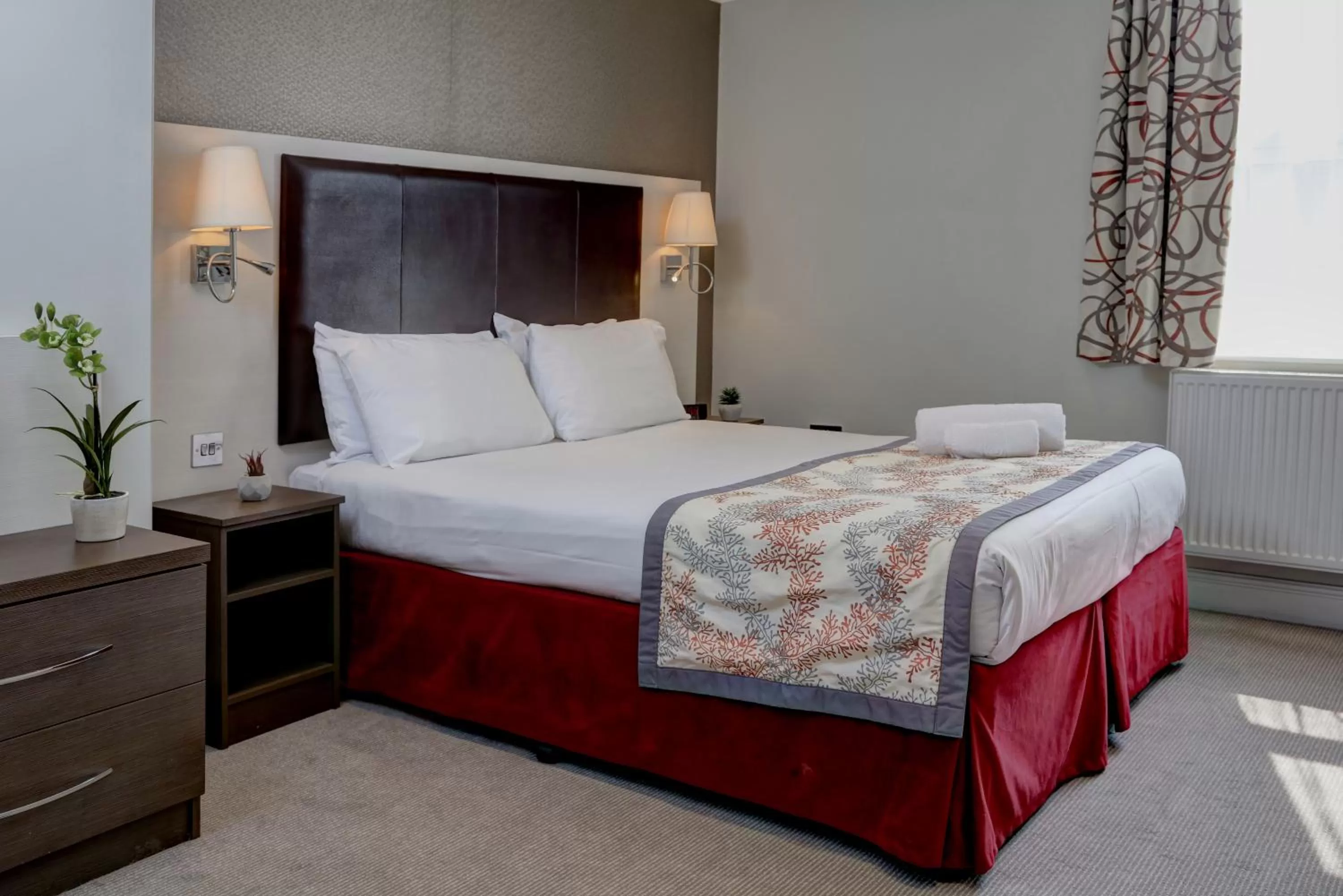 Bedroom, Bed in Best Western Chiswick Palace & Suites London