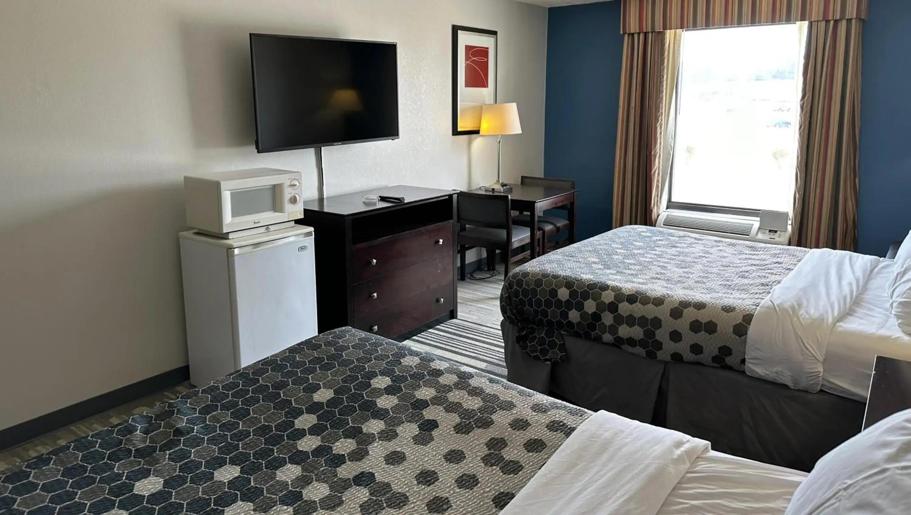 Bedroom, Bed in Super Inn and Suites Philadelphia