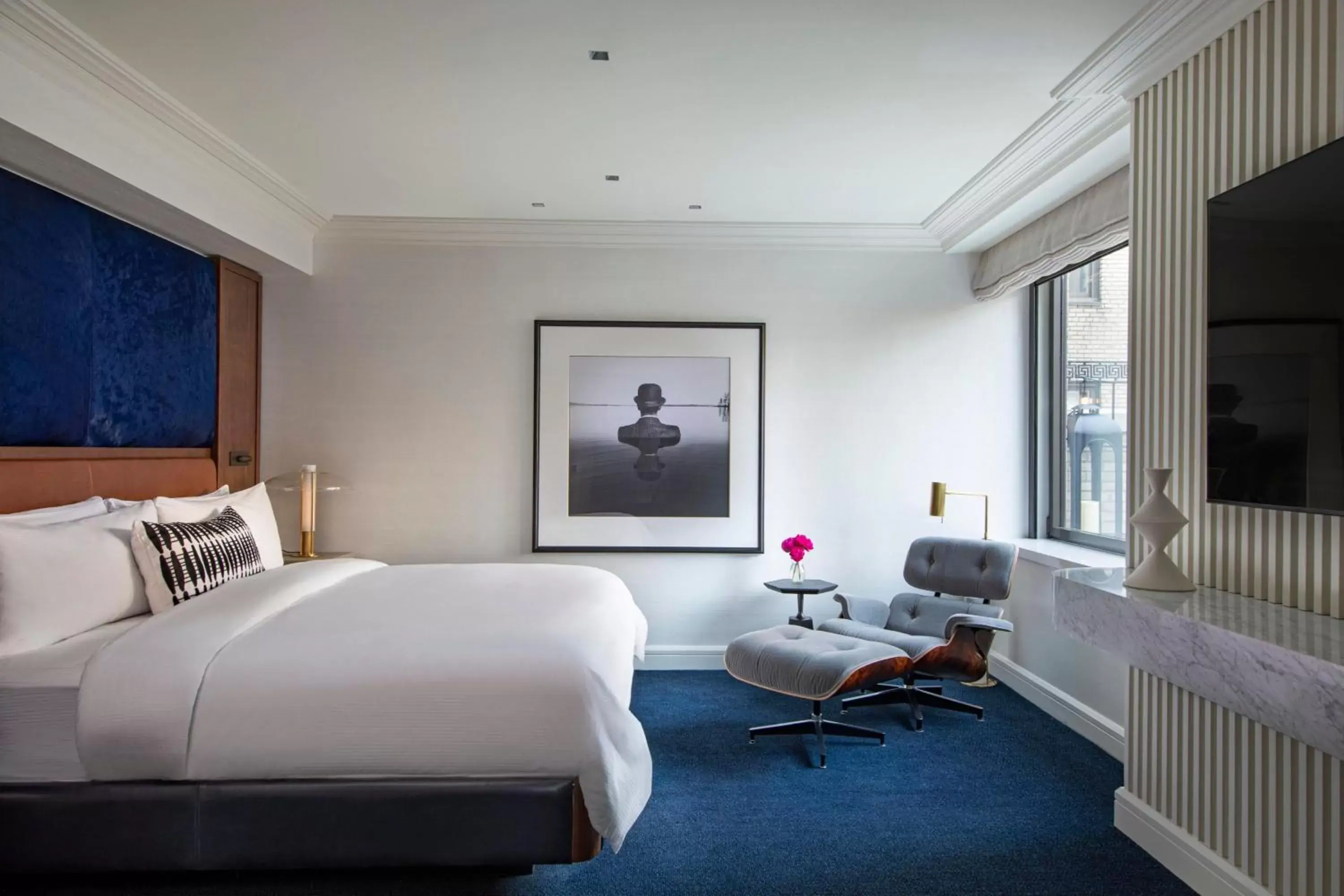 Bedroom, Bed in JW Marriott Essex House New York