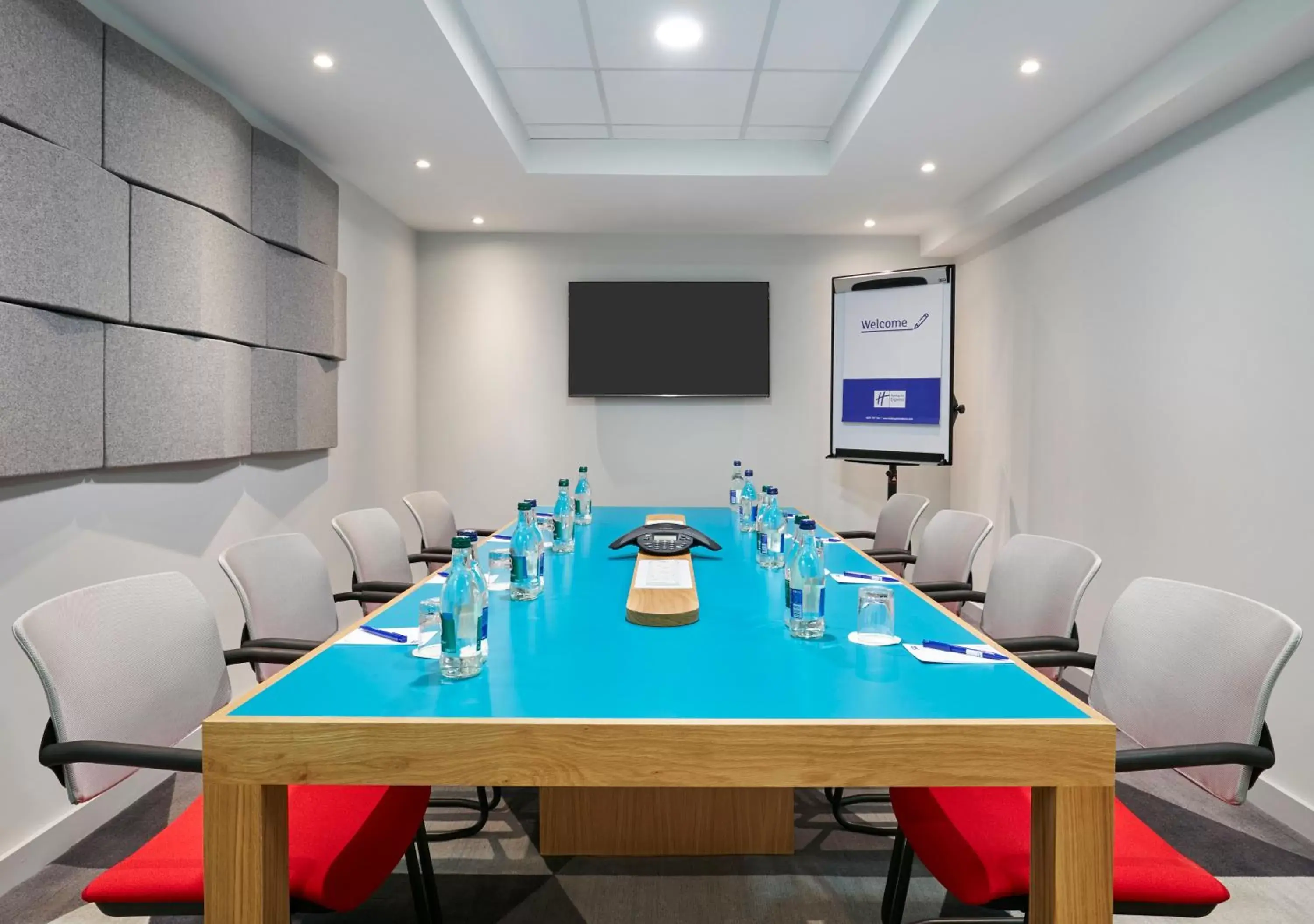 Meeting/conference room in Holiday Inn Express Dublin City Centre