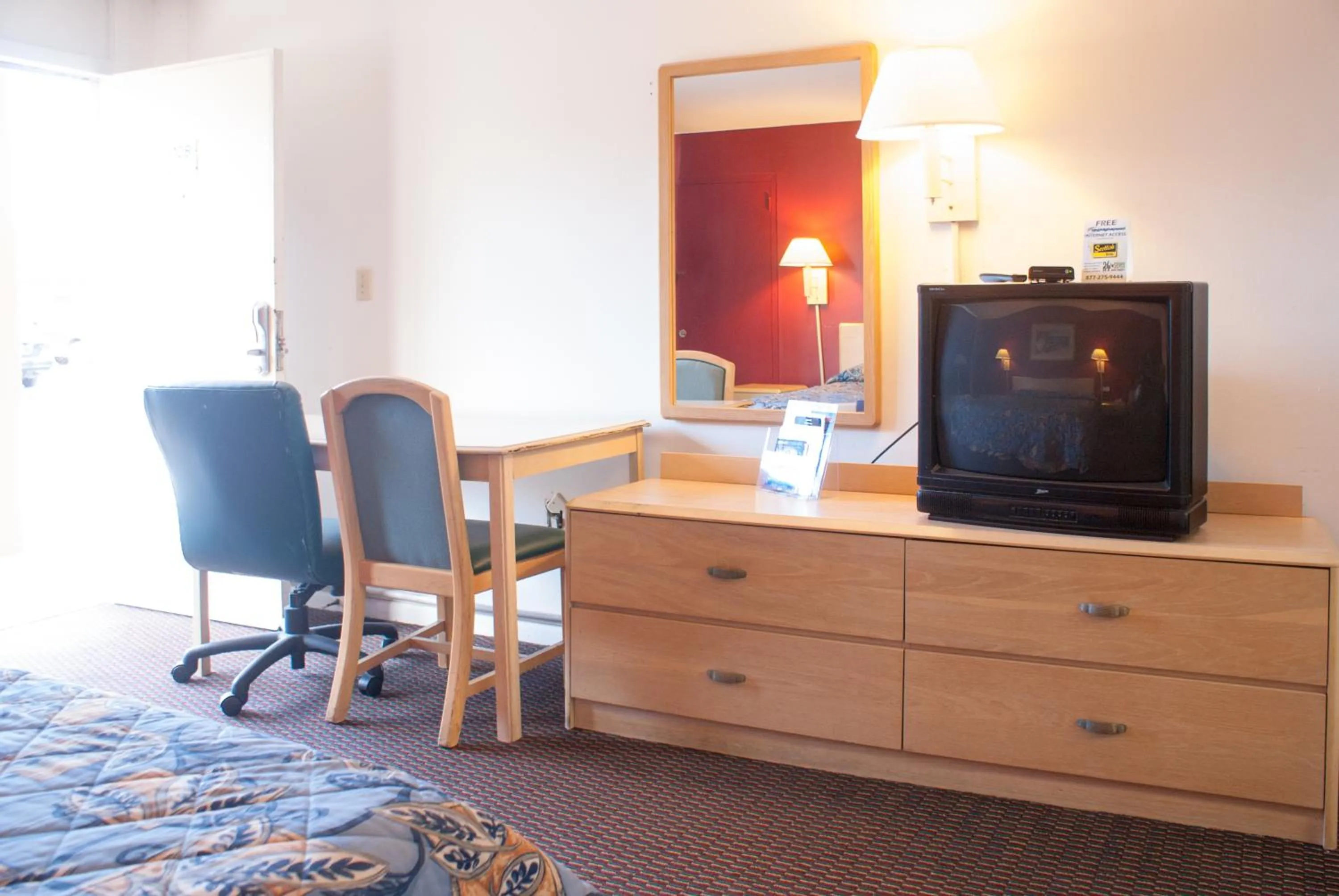 Day in Scottish Inn Downtown Jacksonville