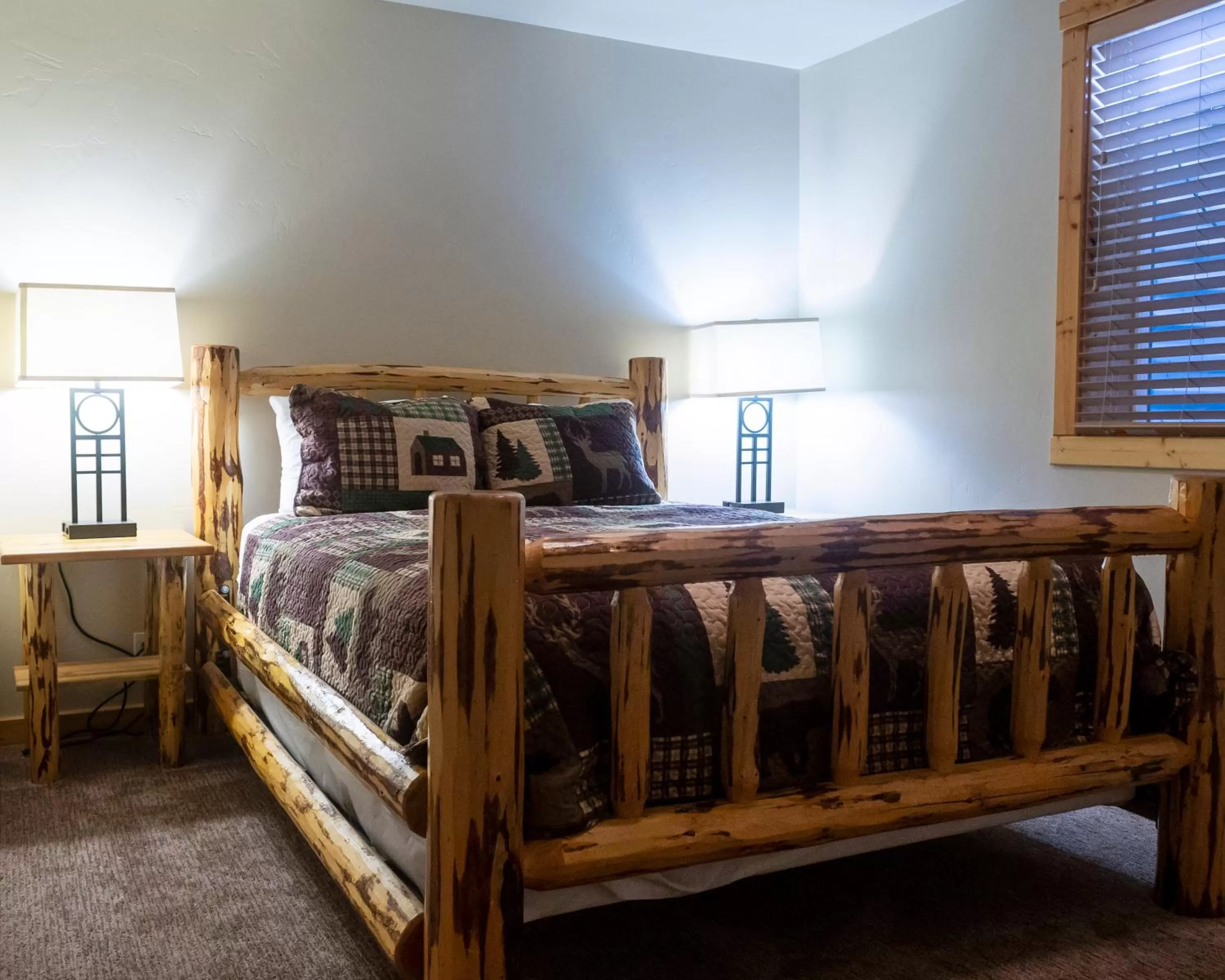 Bedroom, Bed in Sawtelle Mountain Resort