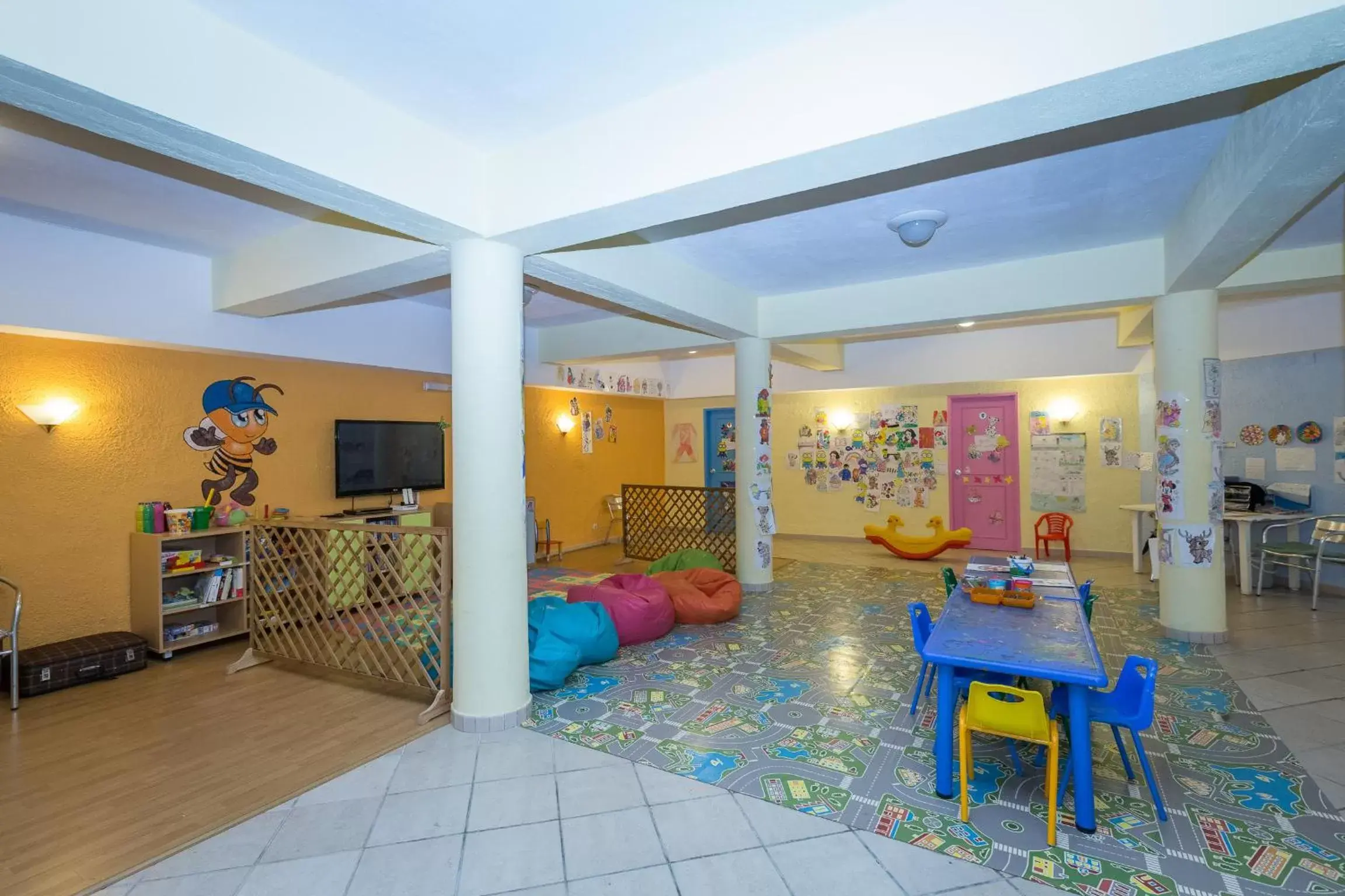 Kids's club in Muthu Clube Praia da Oura