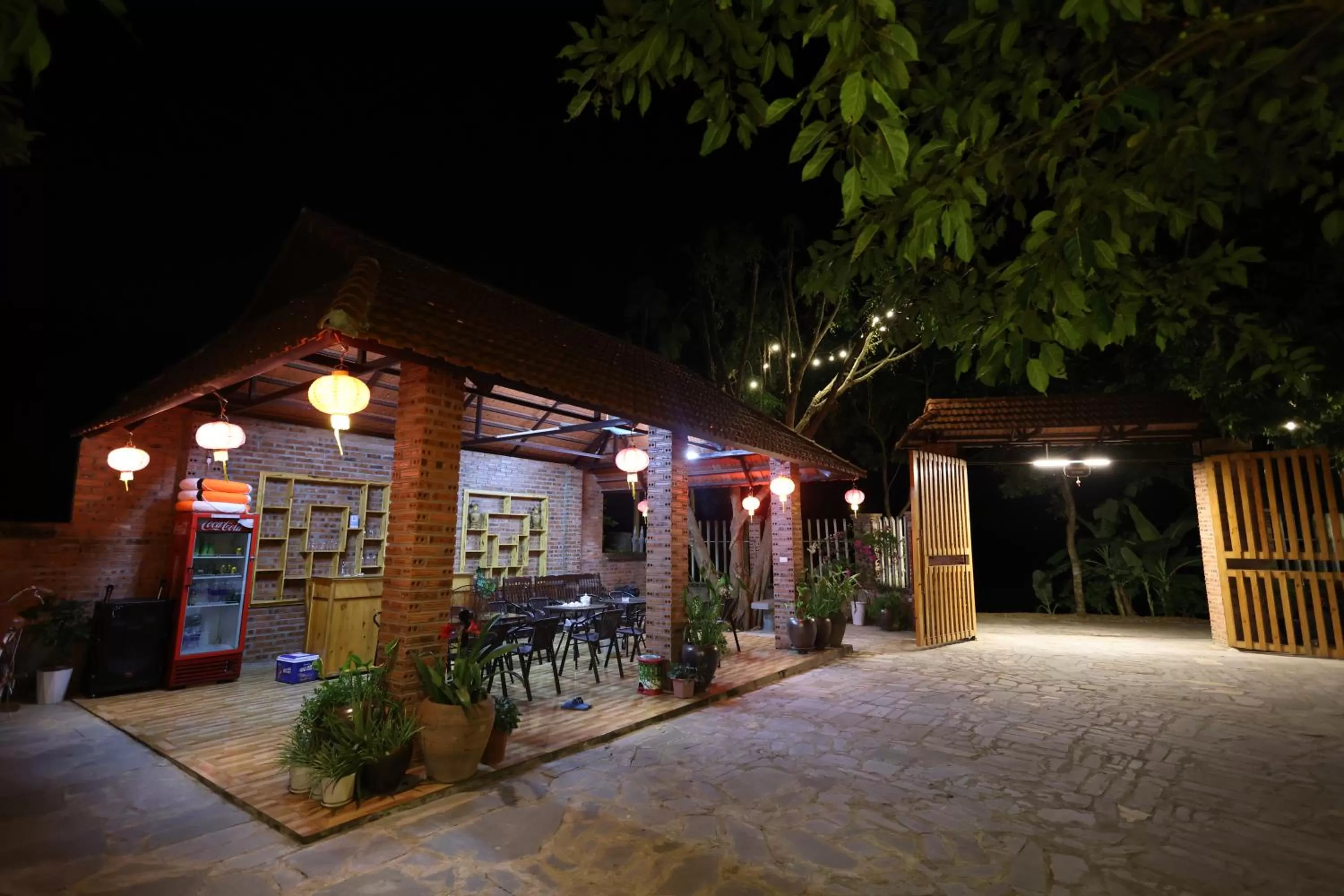 Night in Phạm Gia Homestay Ecogarden