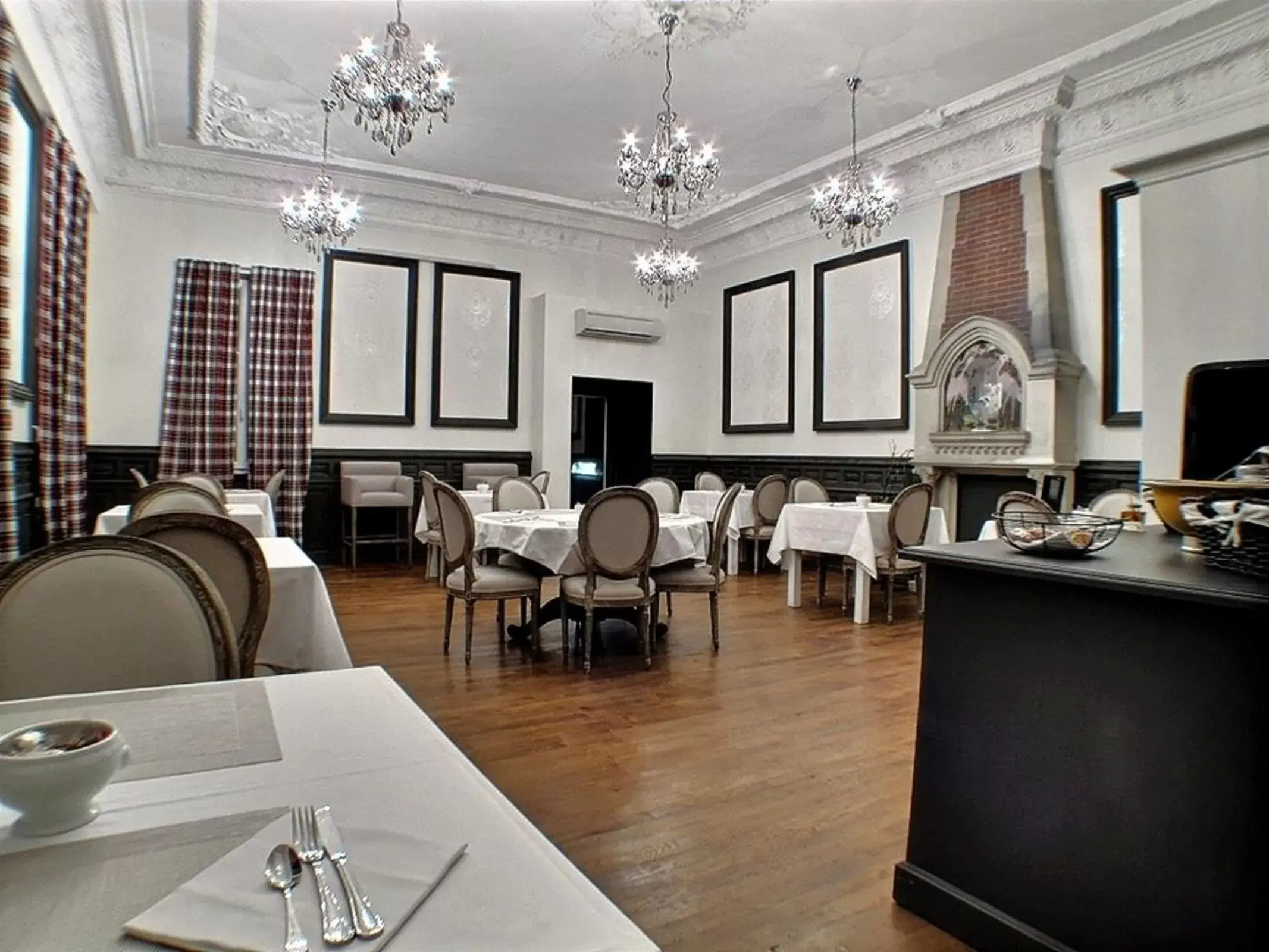 Restaurant/Places to Eat in Hôtel 19'Cent