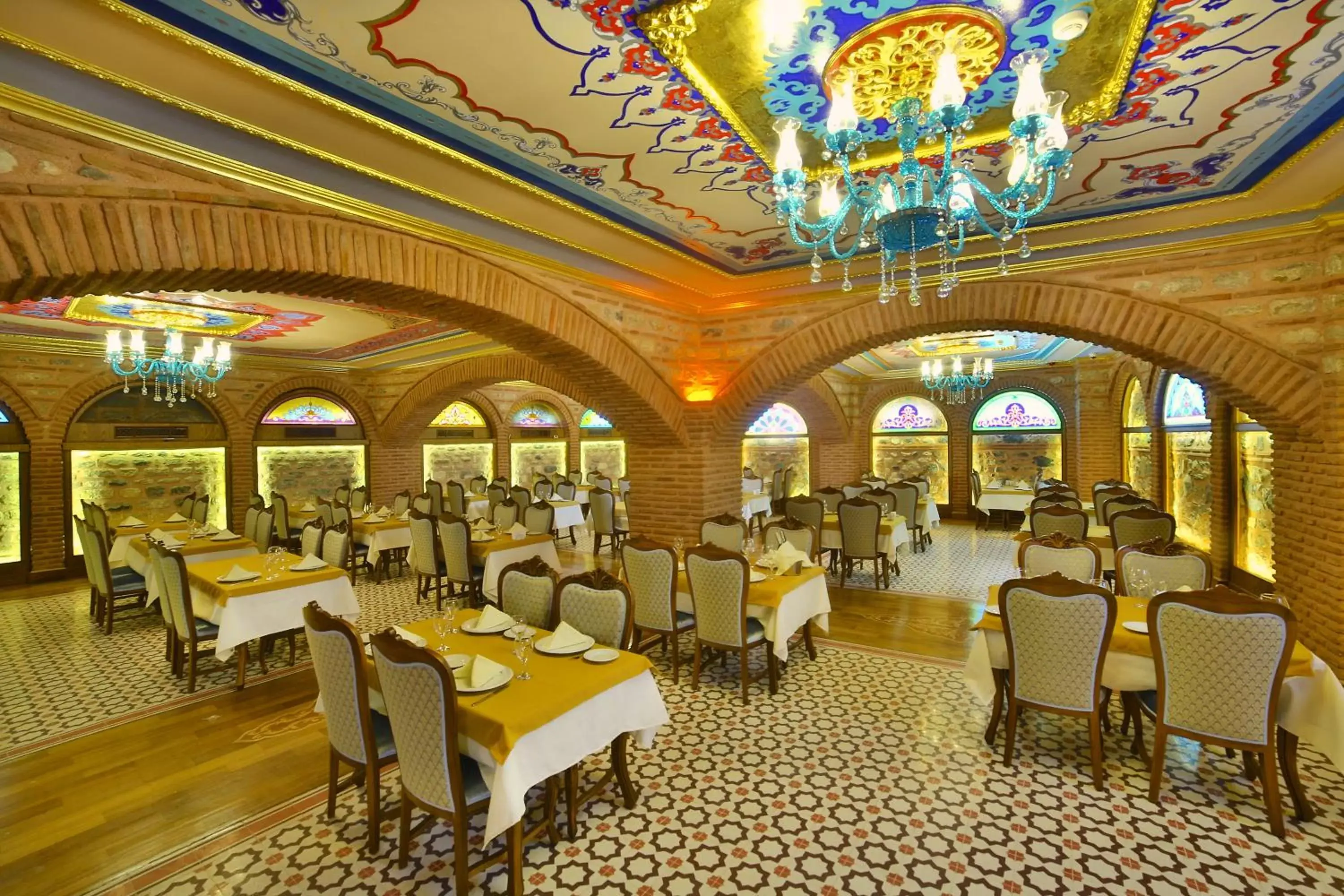 Restaurant/Places to Eat in Seven Hills Palace & Spa