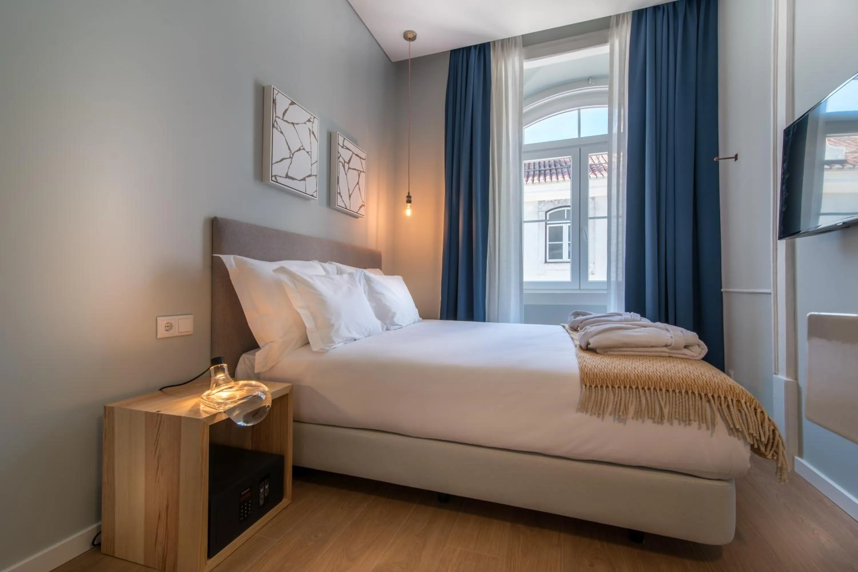 Photo of the whole room, Bed in Esqina Urban Lodge