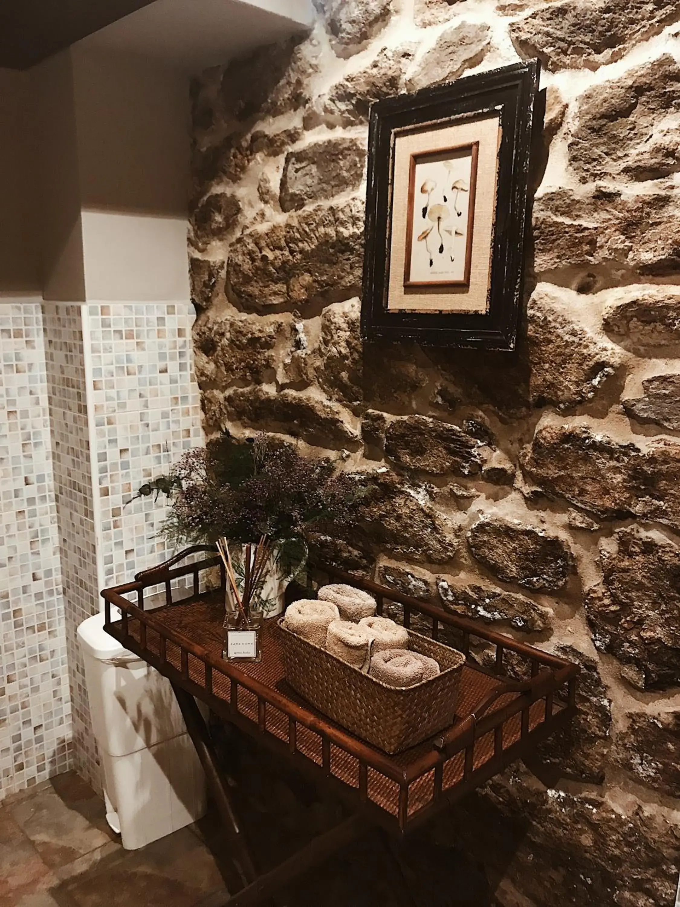 Public Bath, Bathroom in Eco Hotel Nos