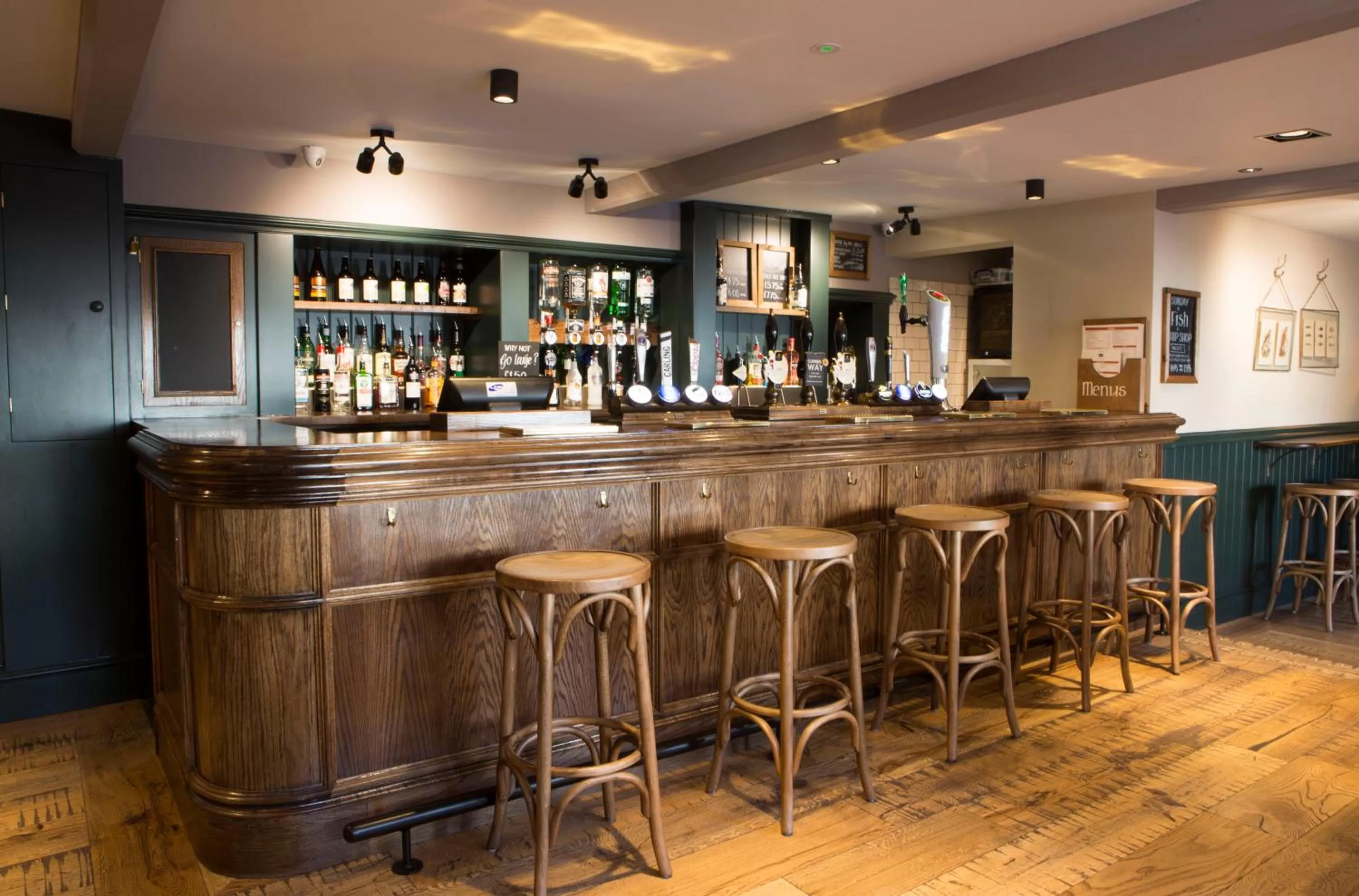 Lounge or bar in Crown and Cushion Appleby
