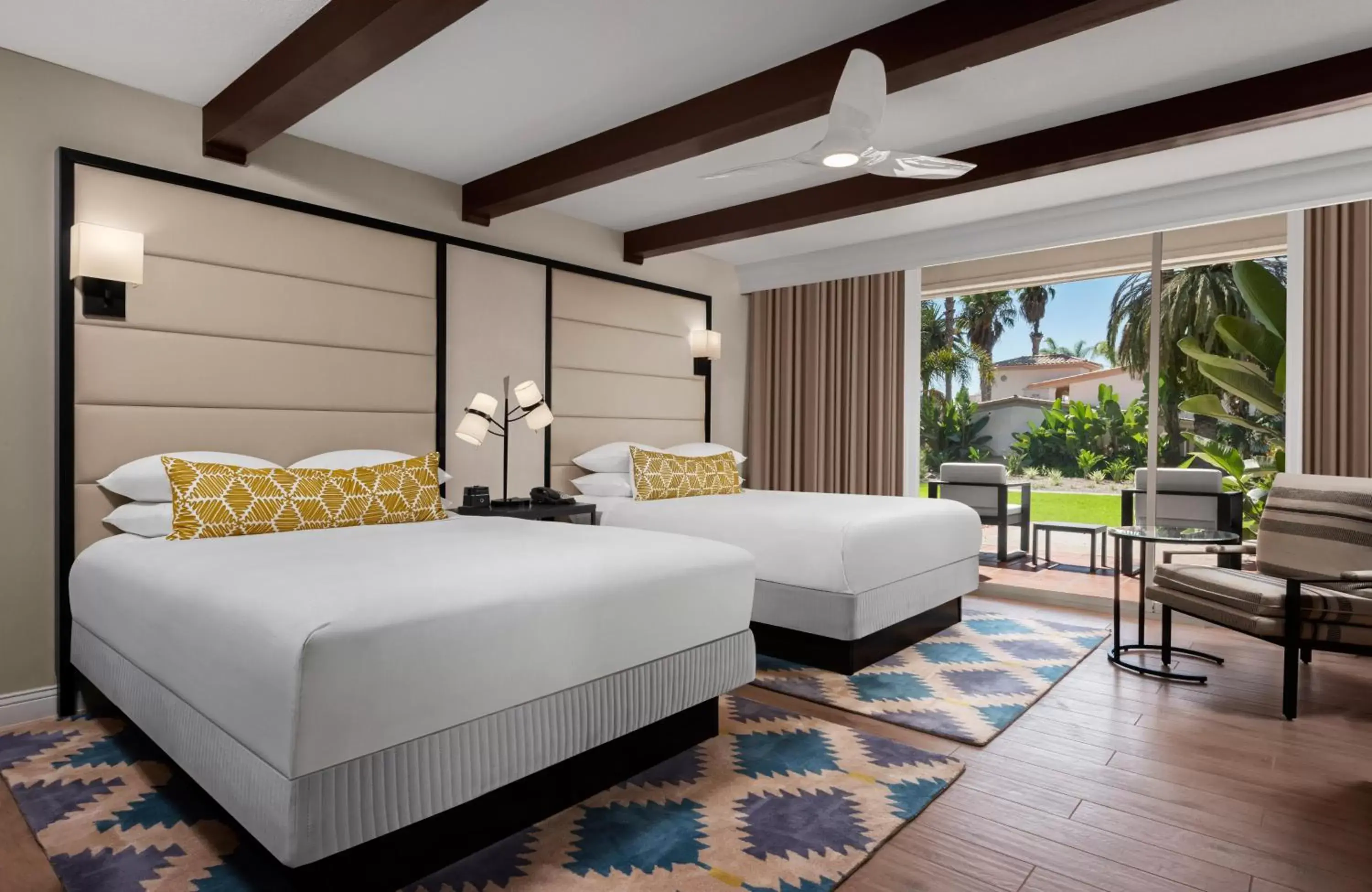 Bedroom in San Diego Mission Bay Resort