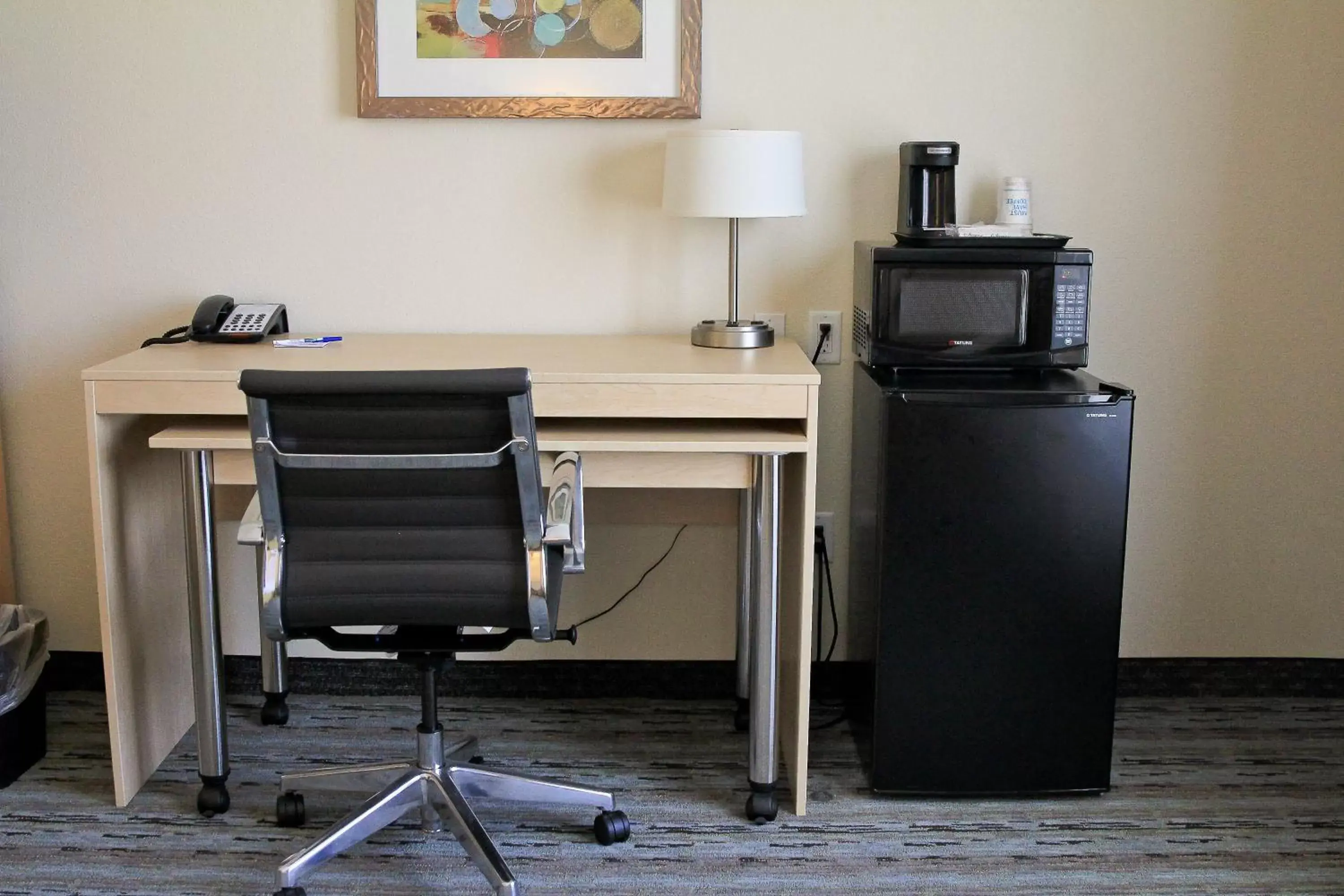 Photo of the whole room, TV/Entertainment Center in Holiday Inn Express & Suites San Antonio Brooks City Base, an IHG Hotel