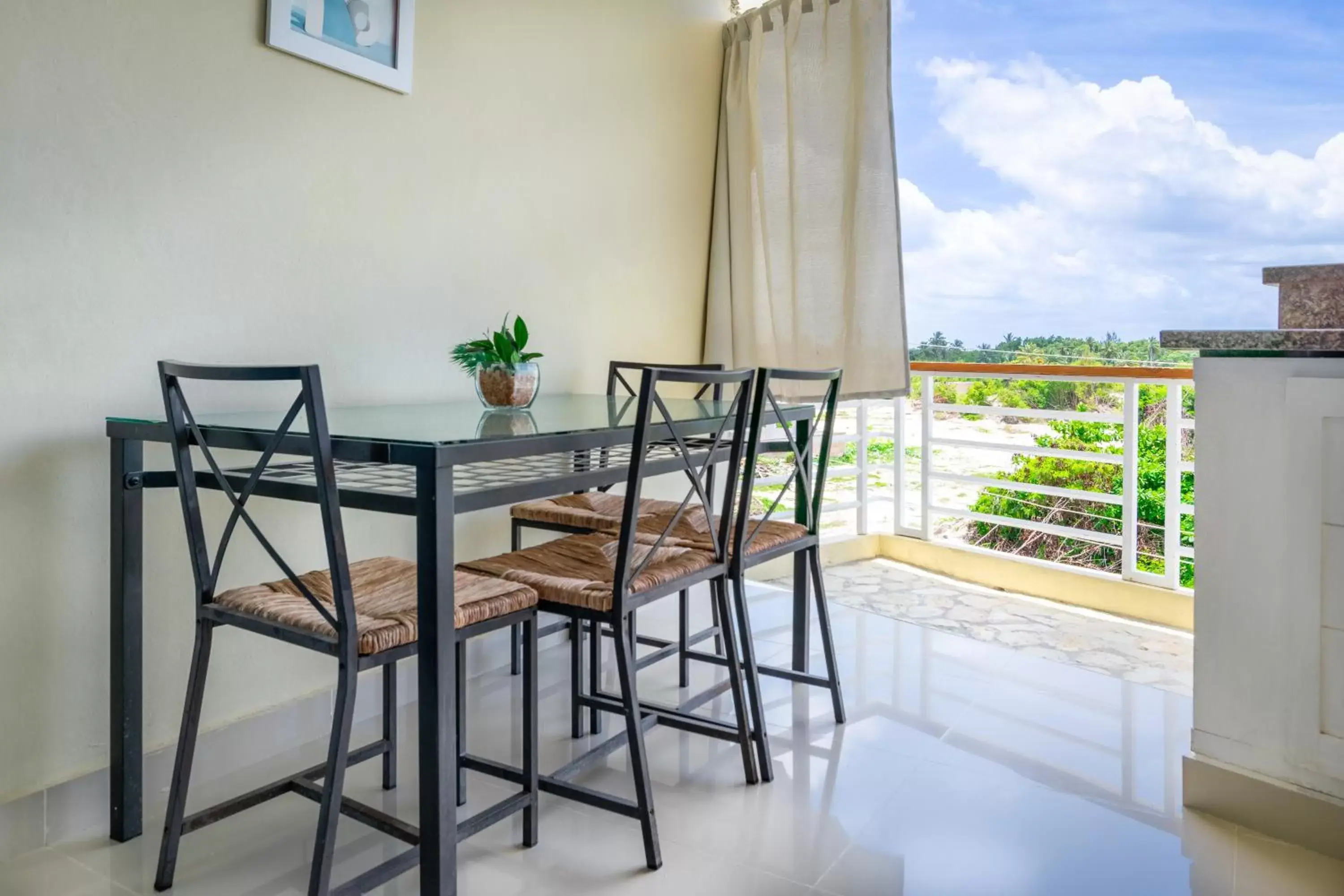 Balcony/Terrace, Dining Area in Bella Vida Hotel Punta Cana