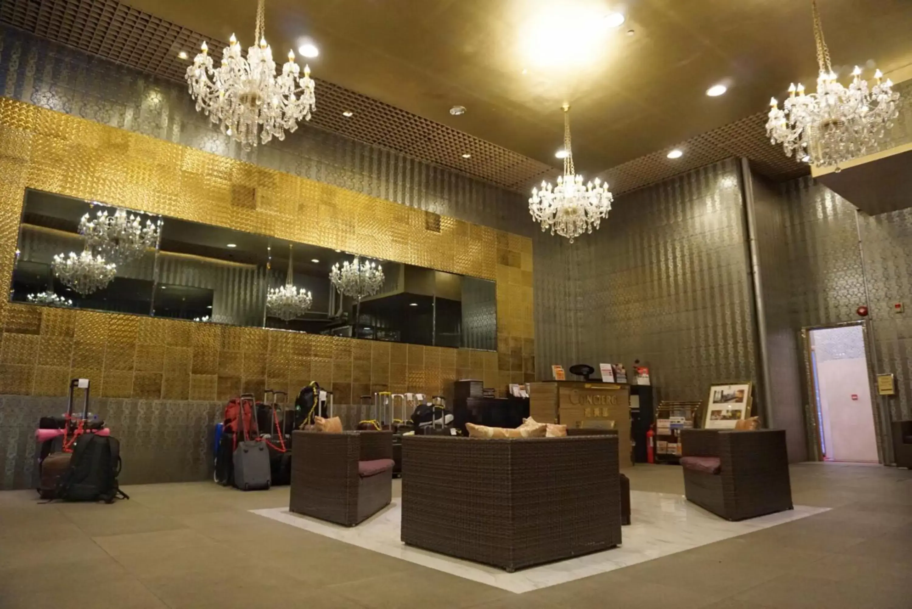 Lobby or reception, Restaurant/Places to Eat in Best Western Hotel Causeway Bay