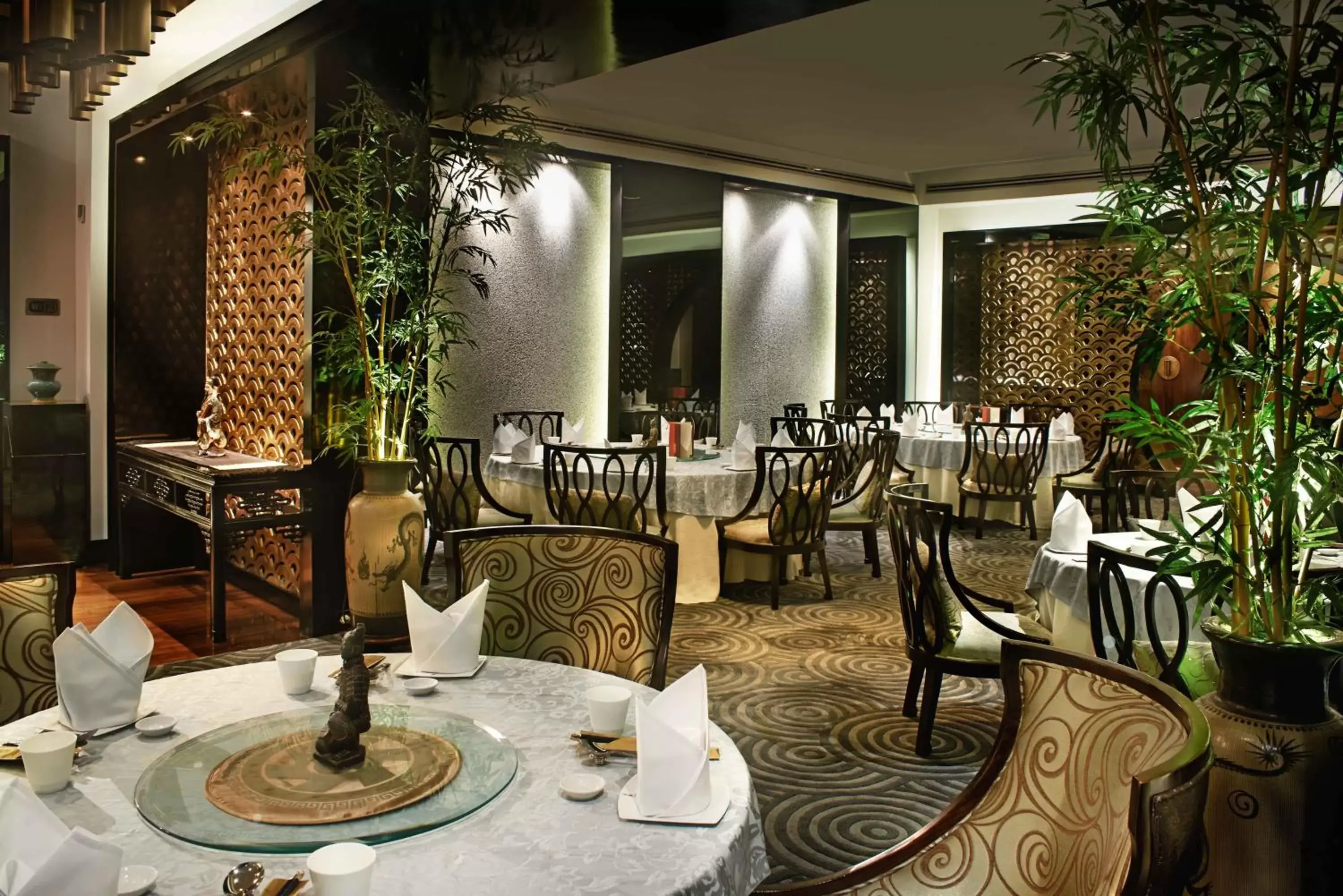 Restaurant/Places to Eat in Gran Melia Jakarta