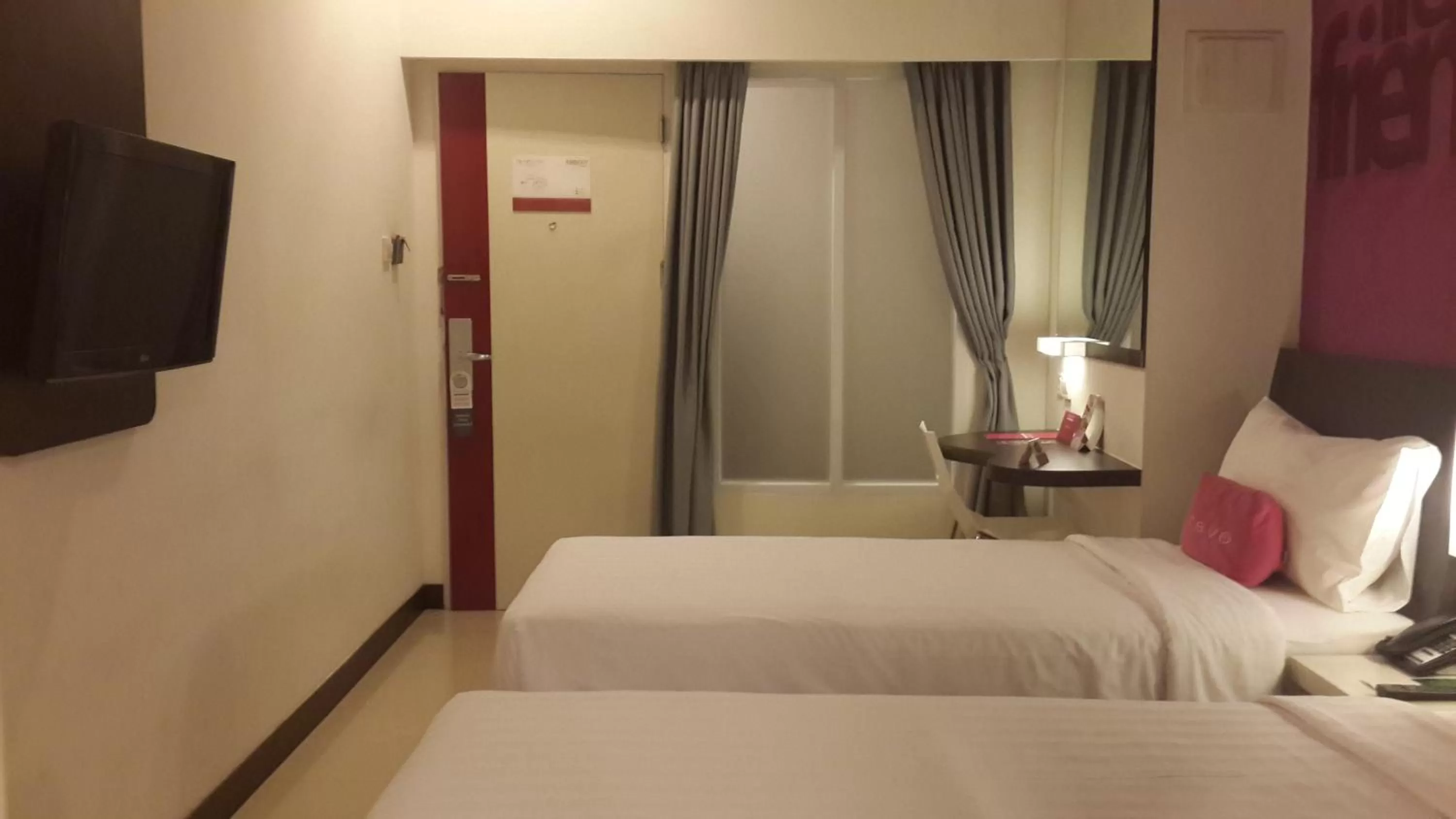 Photo of the whole room, Bed in favehotel Pluit Junction