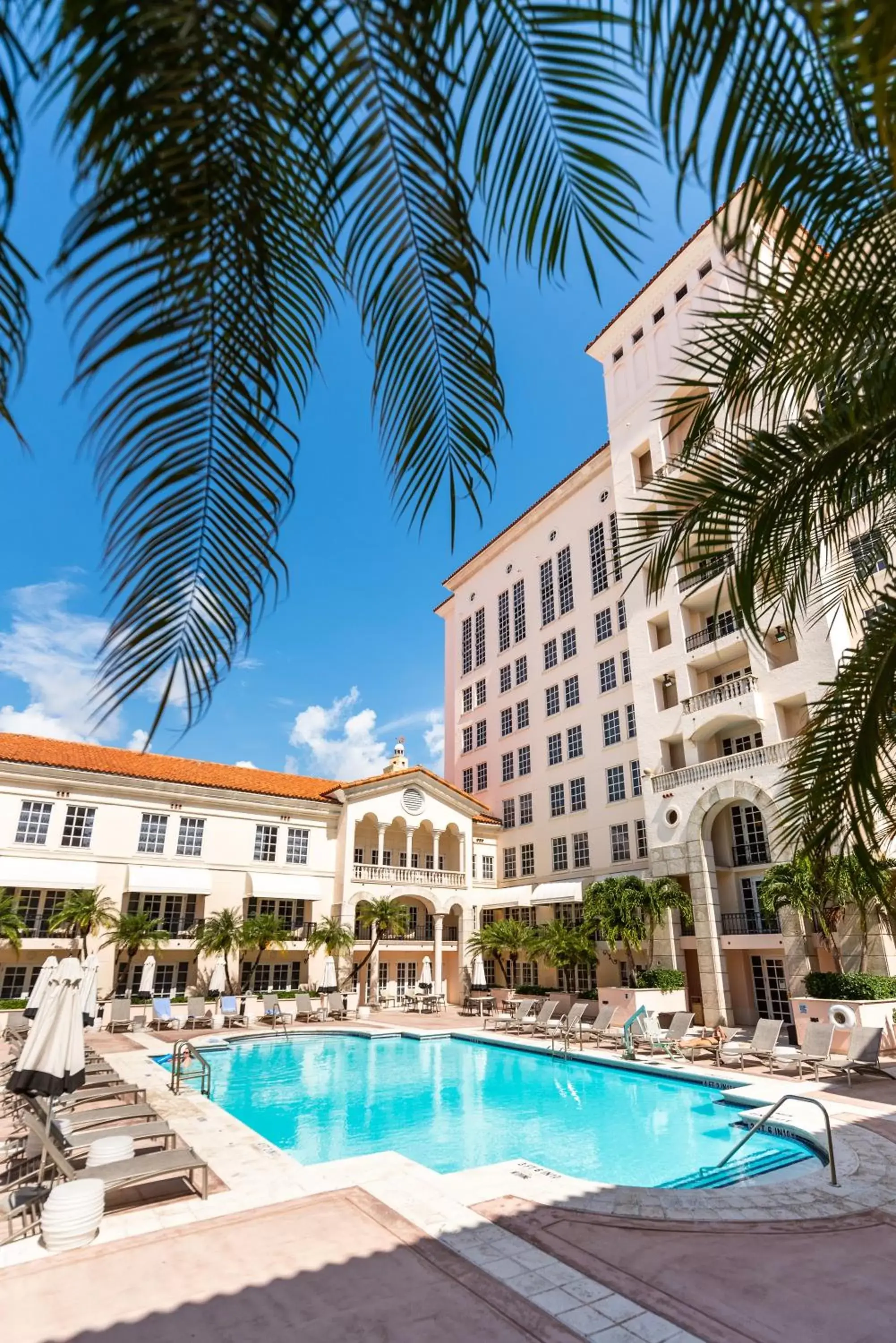 Property building, Swimming Pool in Hyatt Regency Coral Gables in Miami