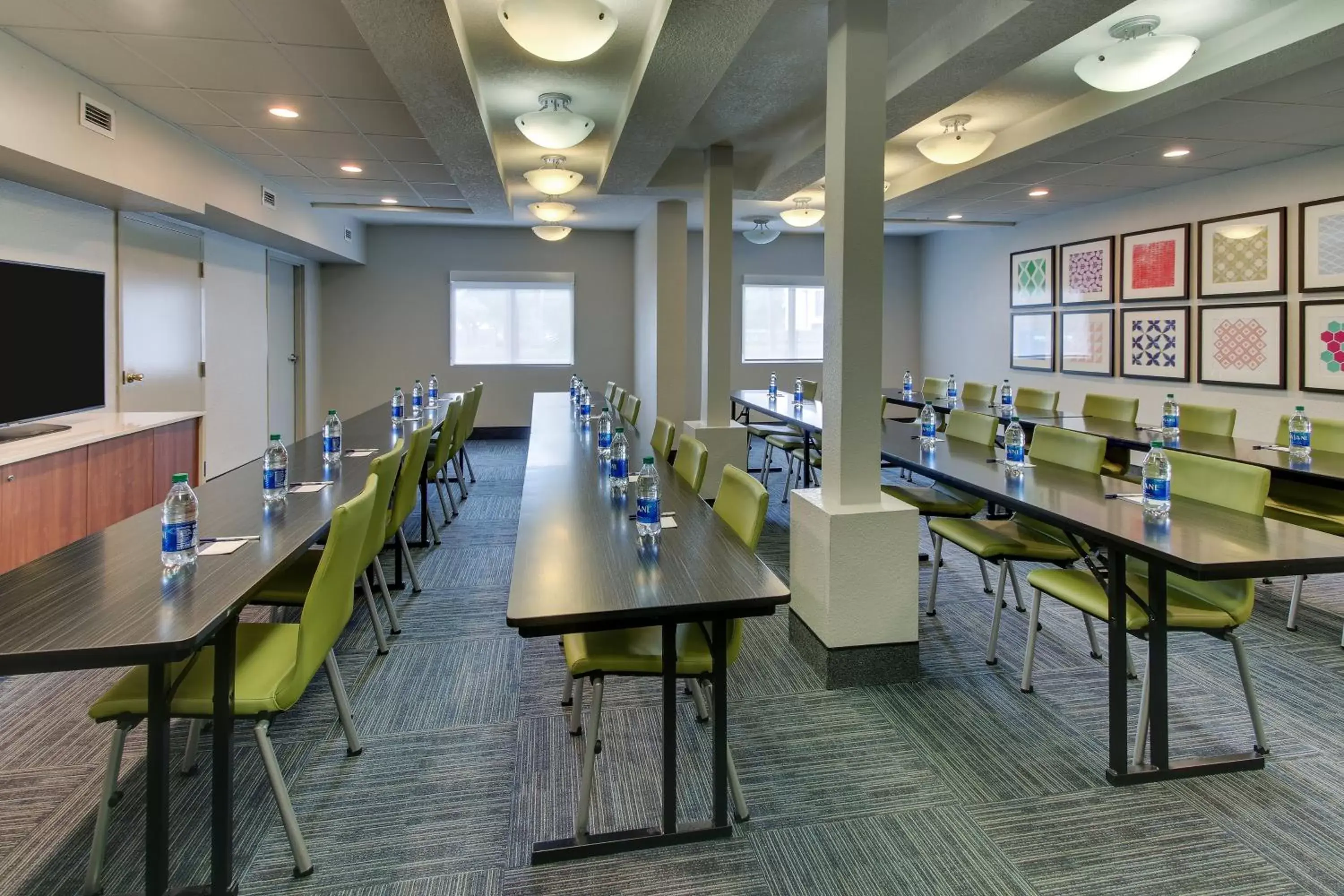 Meeting/conference room in Holiday Inn Express West Palm Beach Metrocentre, an IHG Hotel