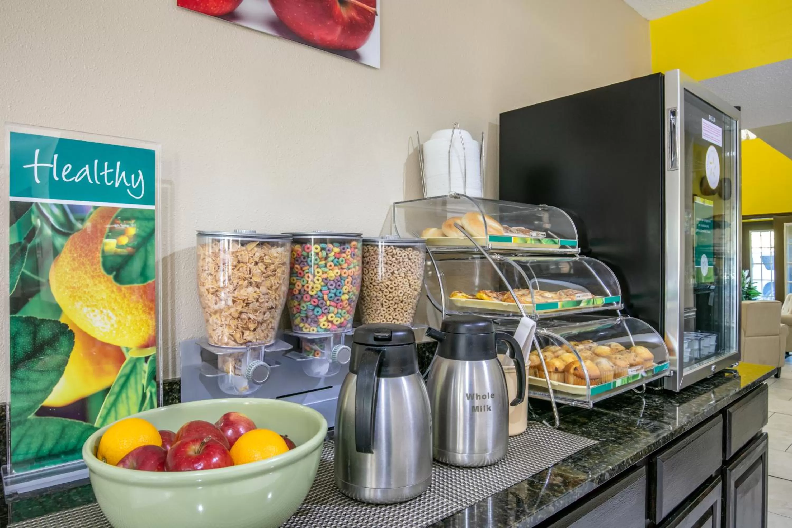 Breakfast in Quality Inn Johnson City I-26 exit 17