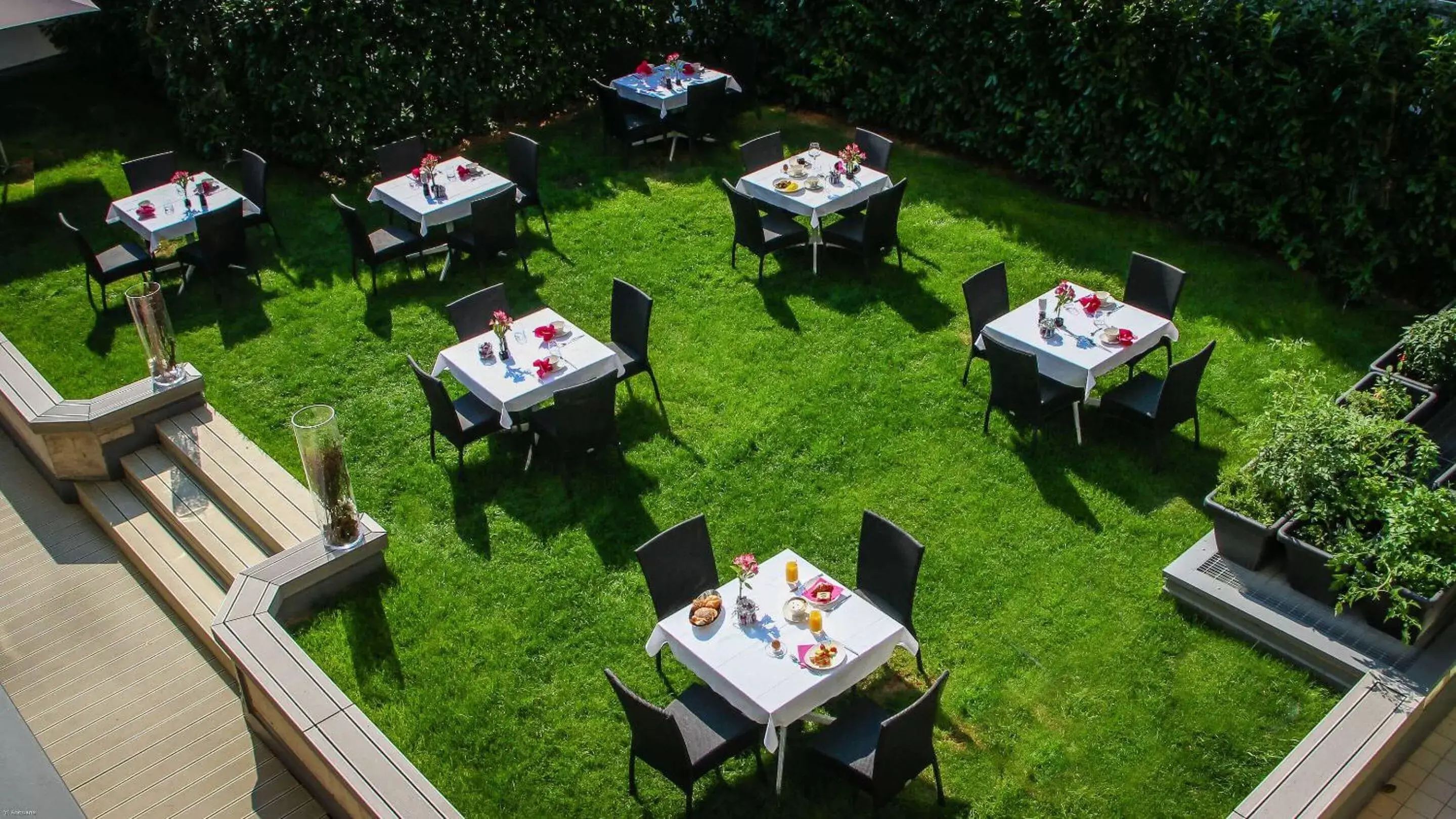 Patio, Restaurant/Places to Eat in City Hotel Merano