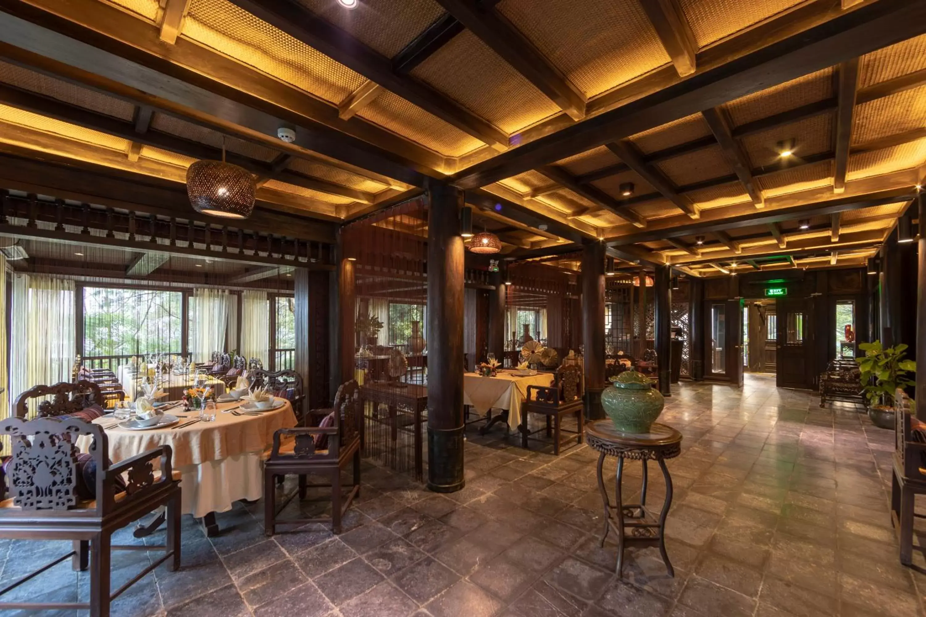 Restaurant/Places to Eat in Melia Ba Vi Mountain Retreat