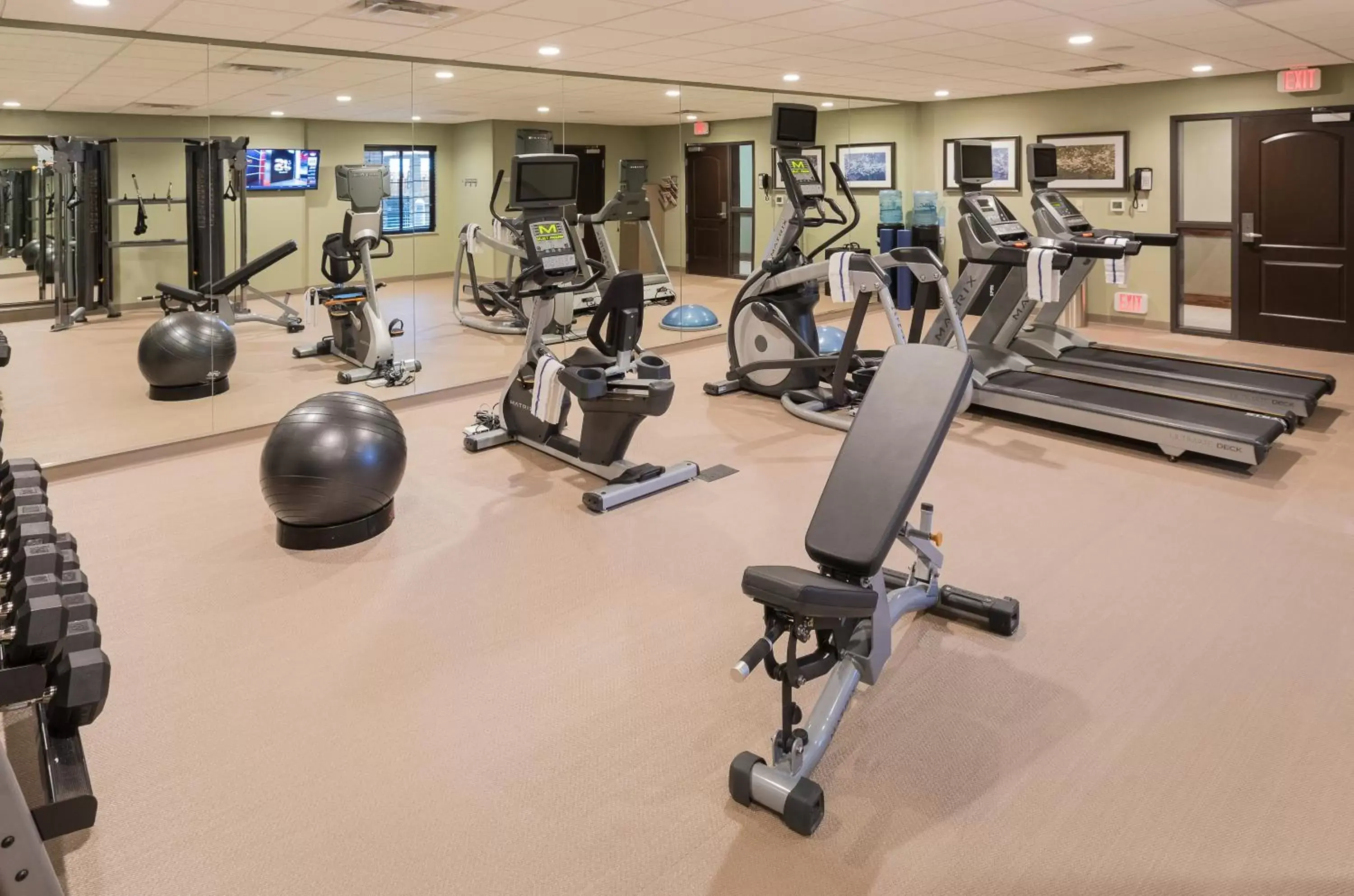Fitness centre/facilities, Fitness Center/Facilities in Staybridge Suites Omaha West, an IHG Hotel