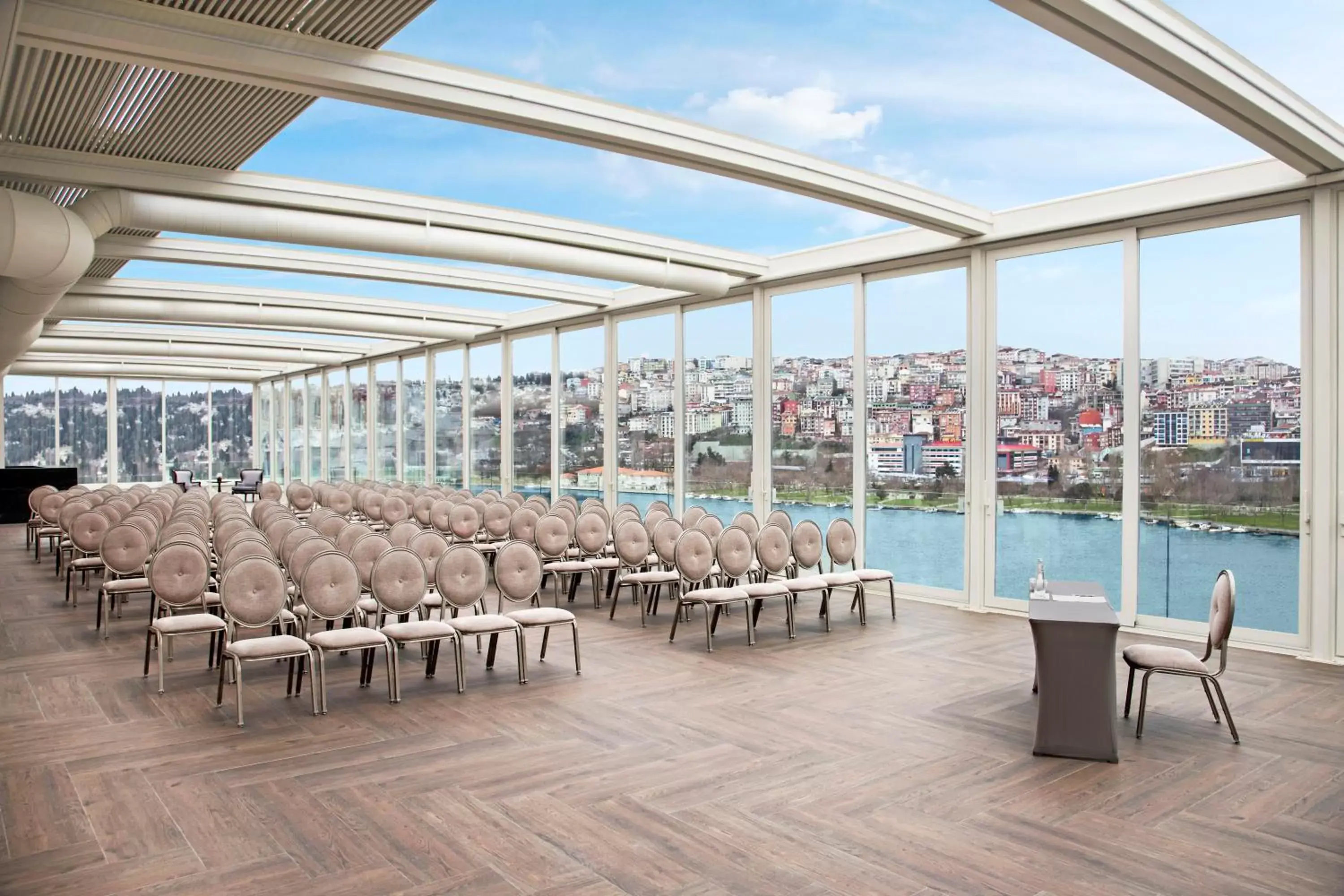 Balcony/Terrace, Pool View in Lazzoni Hotel
