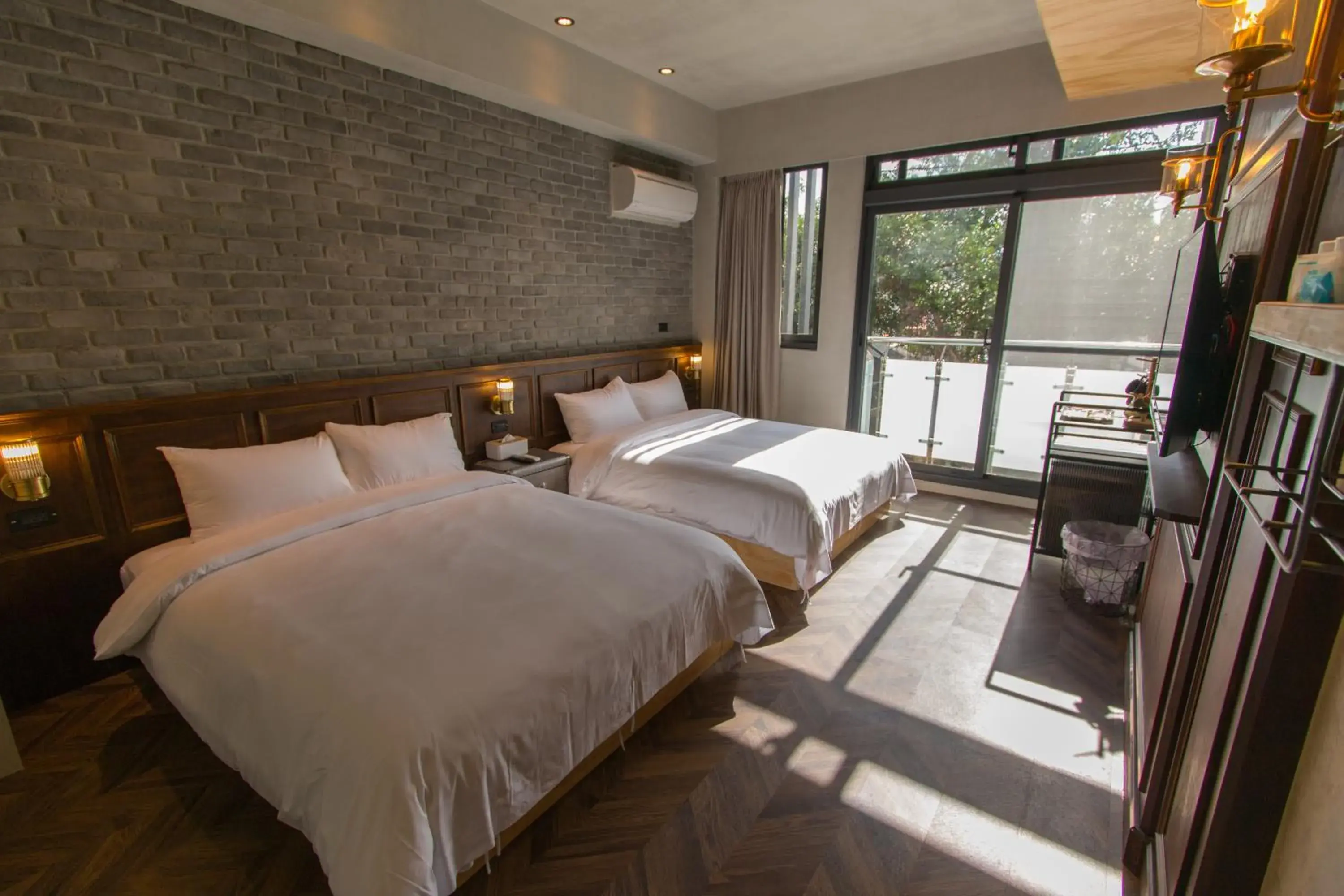 Photo of the whole room, Bed in We Love Inn Photo of the whole room, Bed in We Love Inn