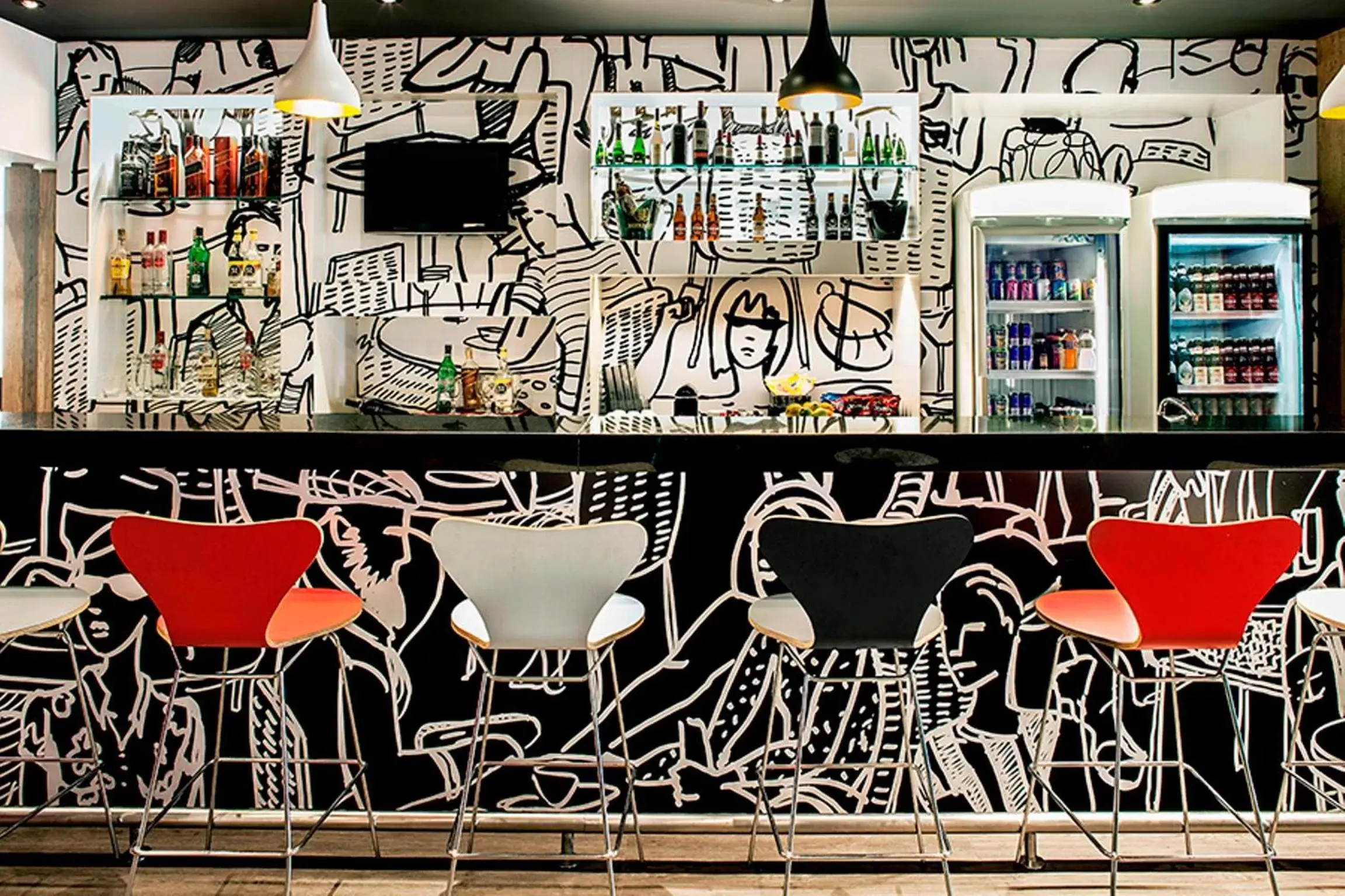 Restaurant/places to eat in ibis Macae Restaurant/places to eat in ibis Macae