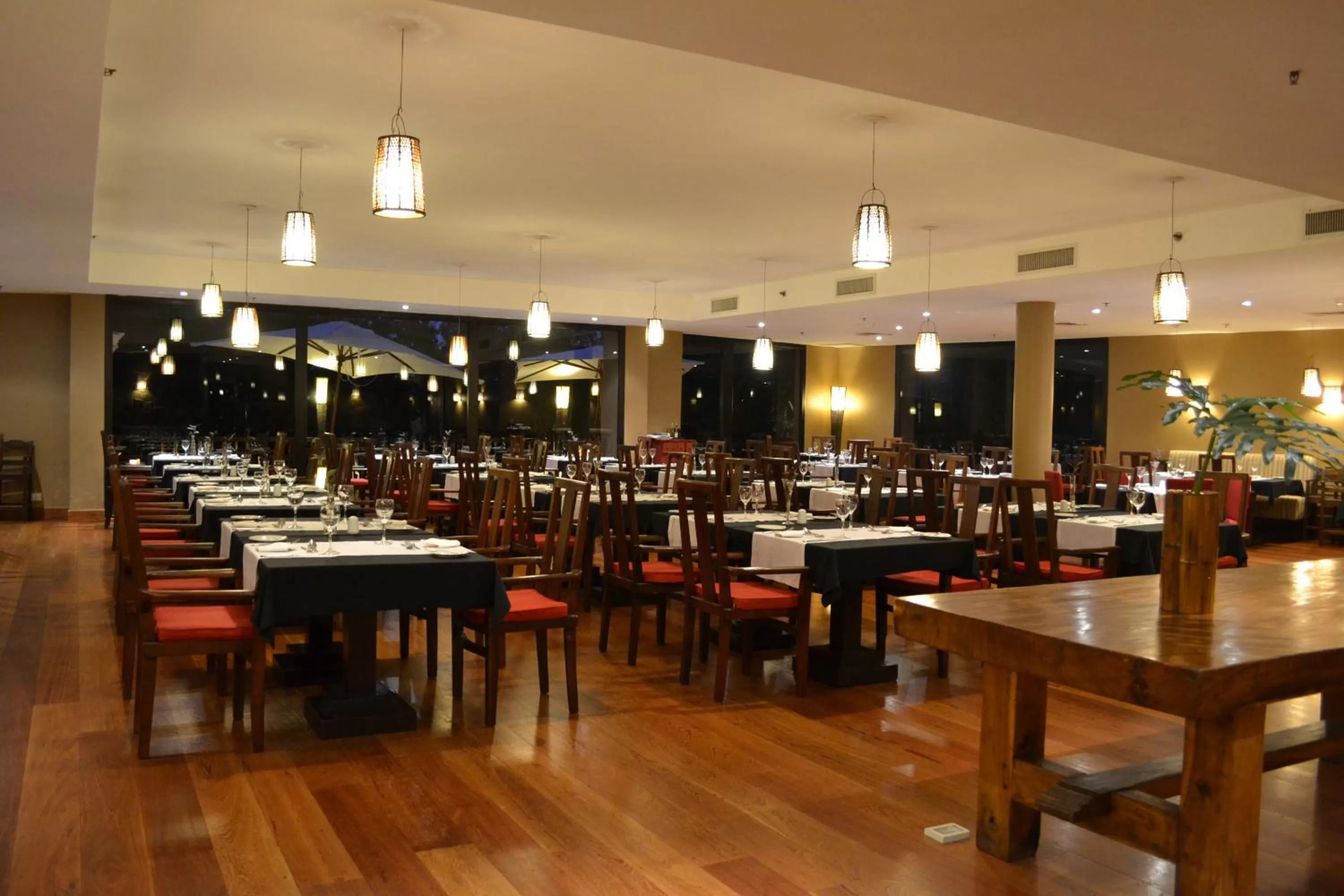 Restaurant/places to eat in Loi Suites Iguazu Hotel