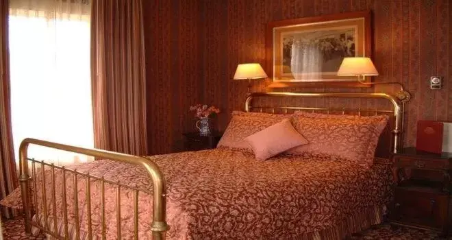 Day, Room Photo in Mendocino Hotel & Garden