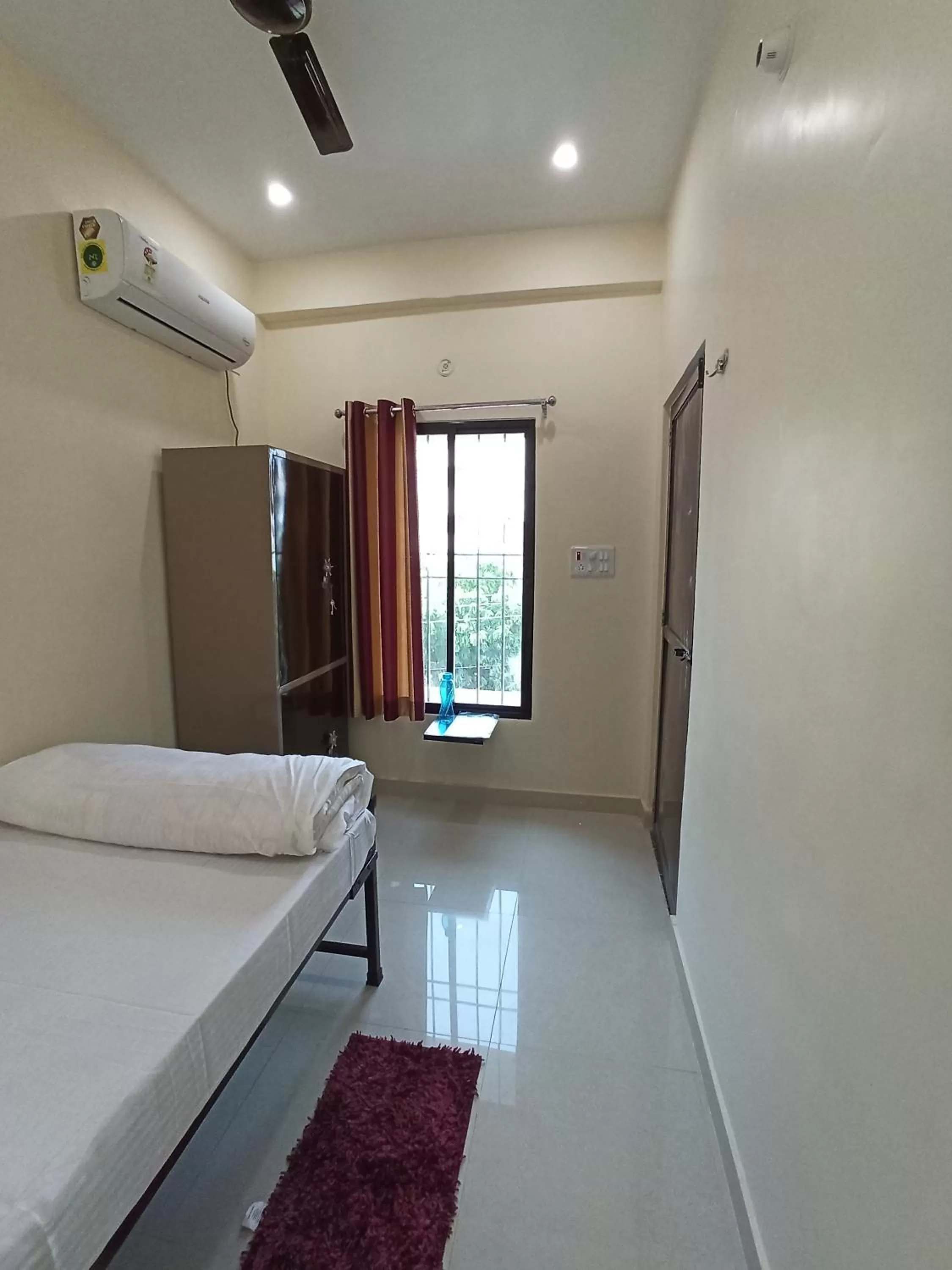 Bed in Hotel Saraswati Palace