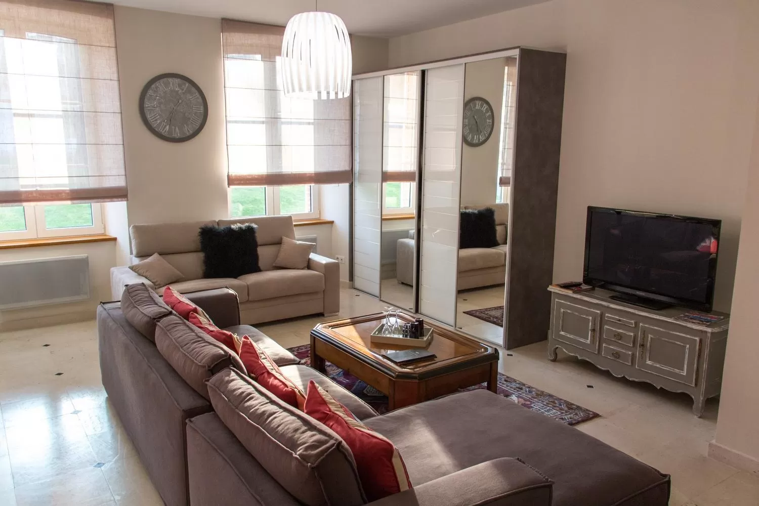 Day, Seating Area in Champagne André Bergère