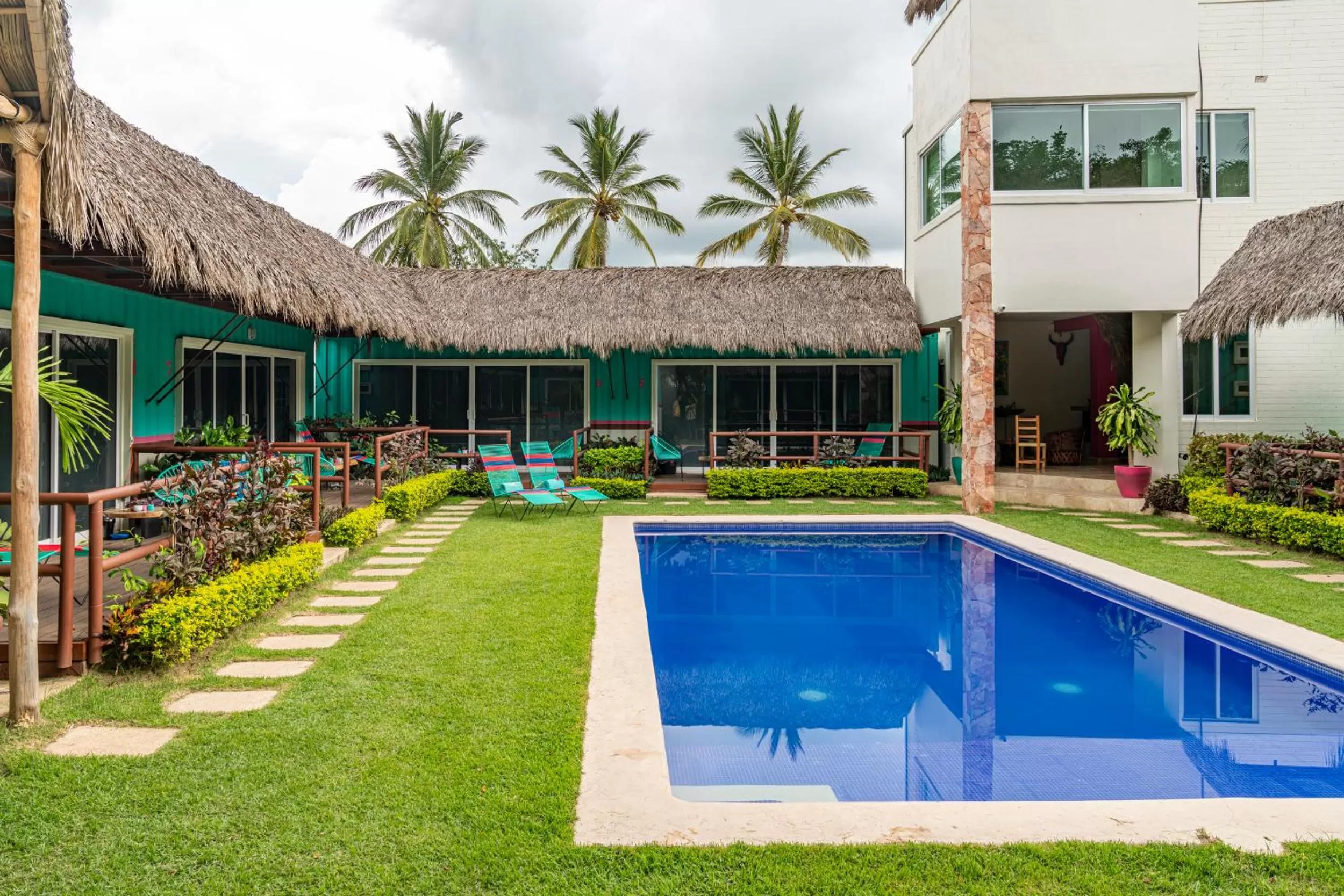 Swimming Pool in Nuiya Hoteles Centro