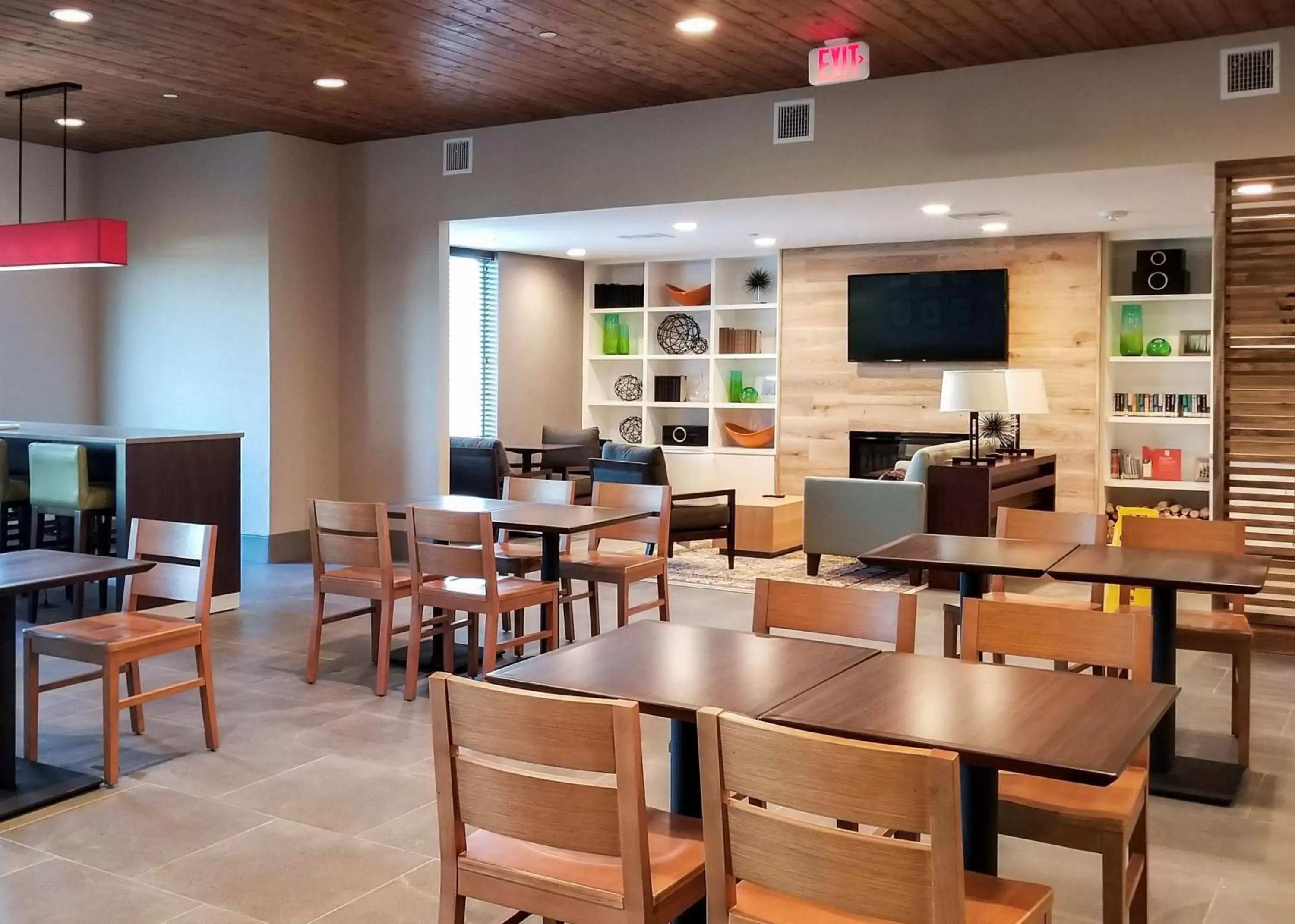 Restaurant/Places to Eat in Country Inn & Suites by Radisson, New Braunfels, TX