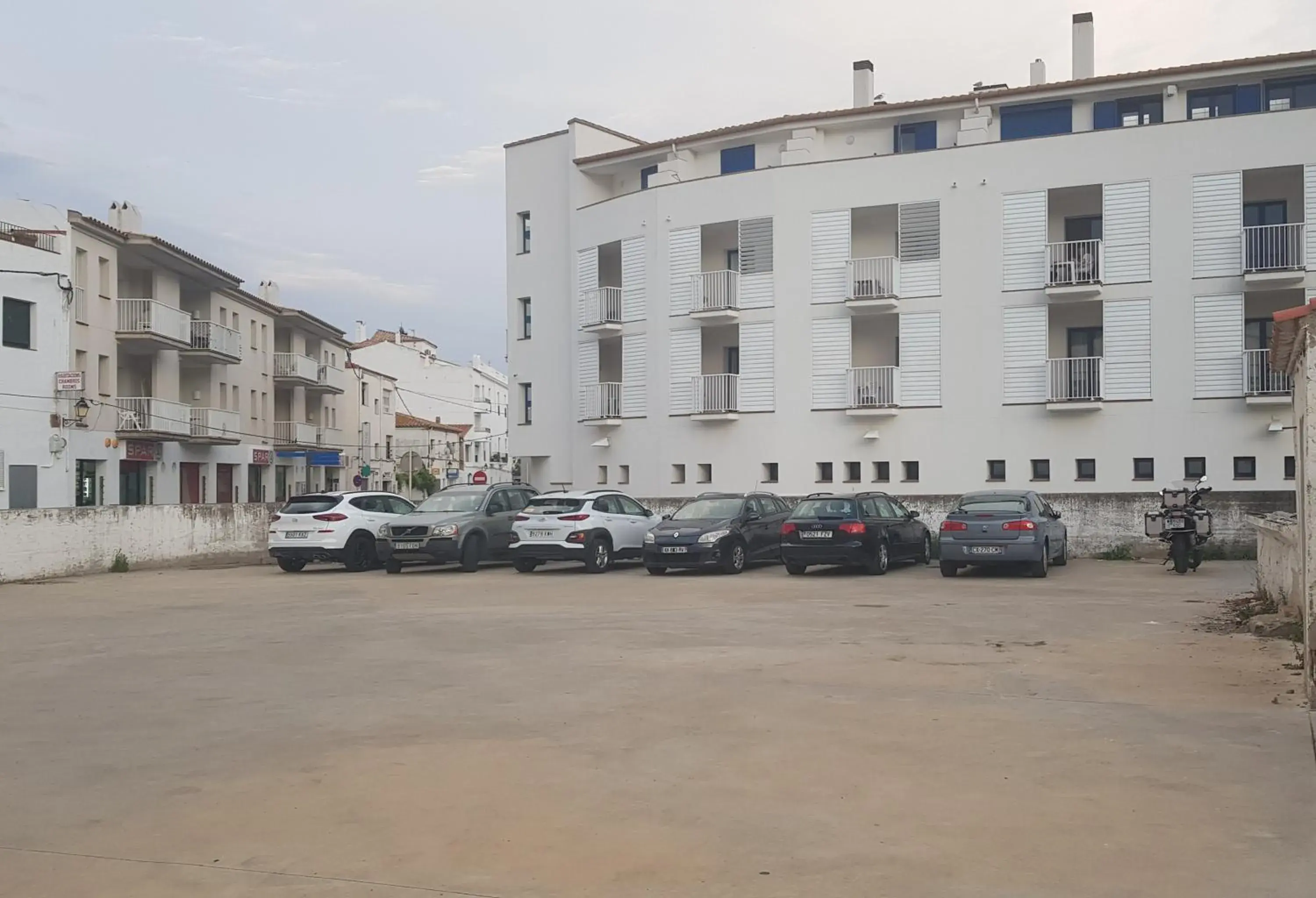 Property Building in Hotel Octavia