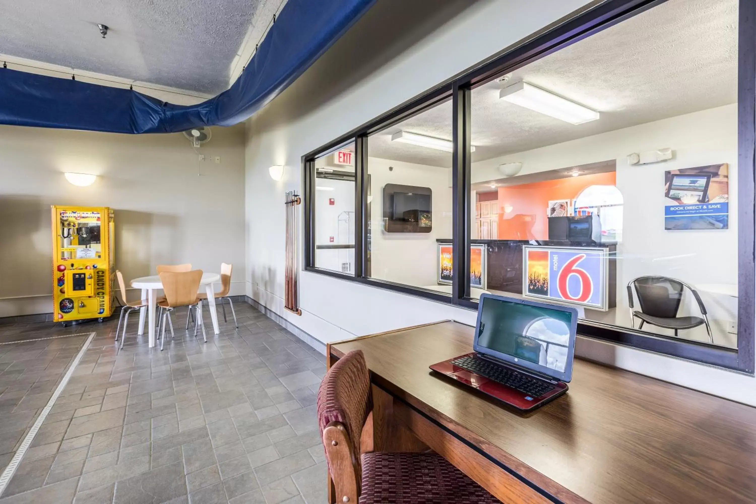 Business facilities in Motel 6-Percival, IA