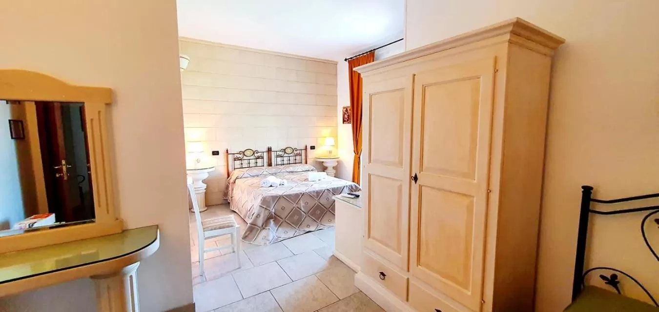 Bedroom, Bed in Grikò Country Hotel