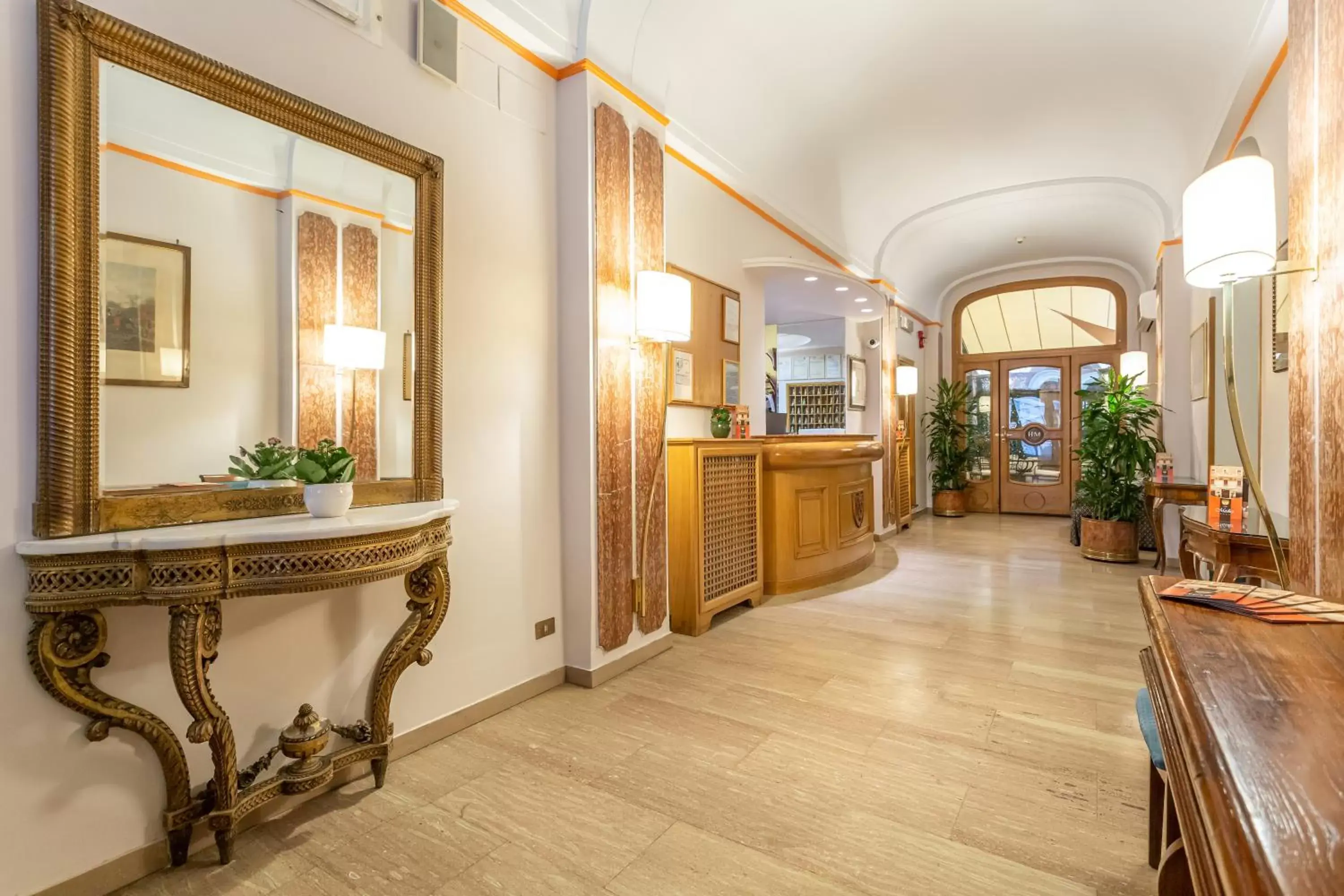 Lobby or reception in Hotel Medici Lobby or reception in Hotel Medici