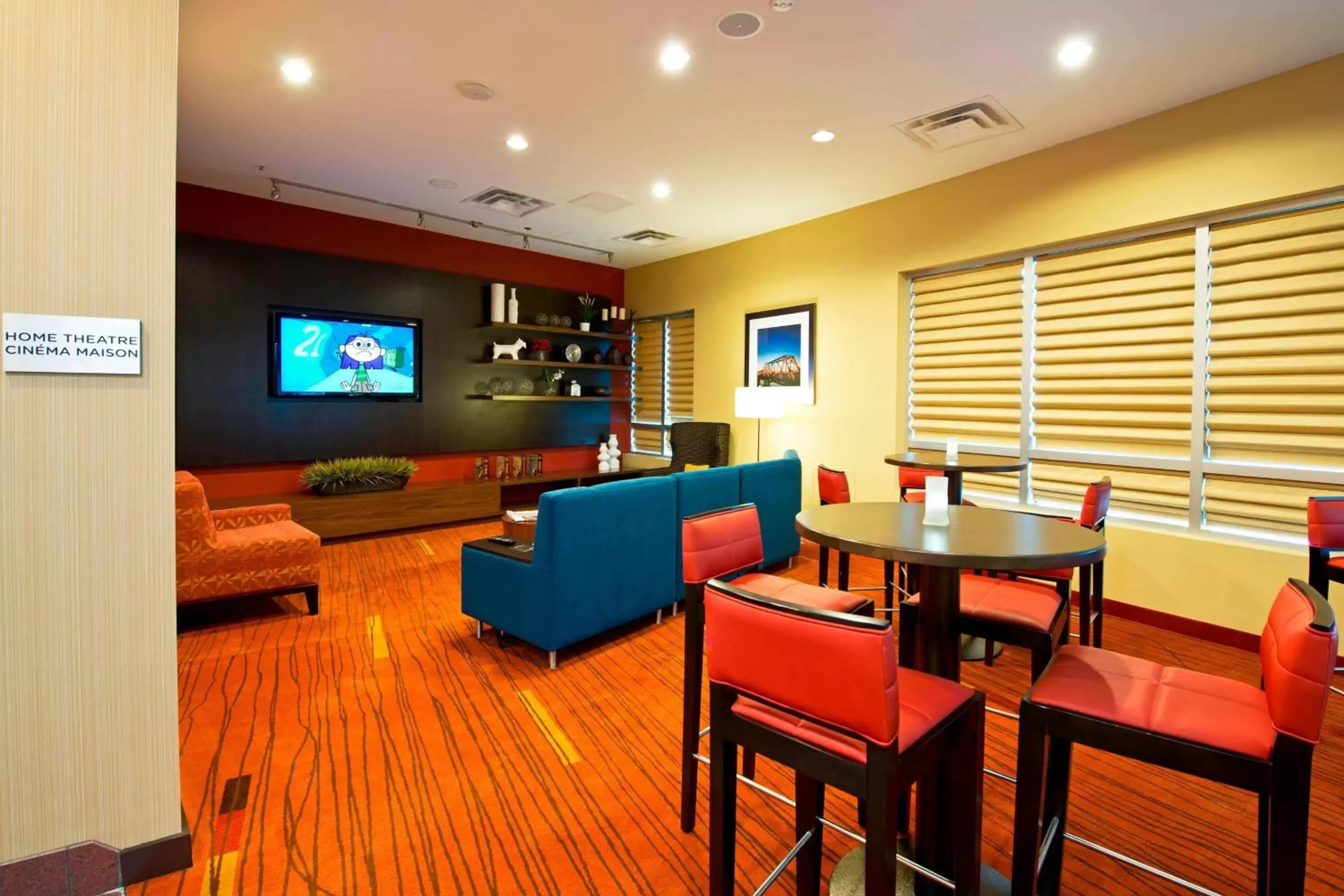 Other, Lounge/Bar in Courtyard by Marriott Ottawa East