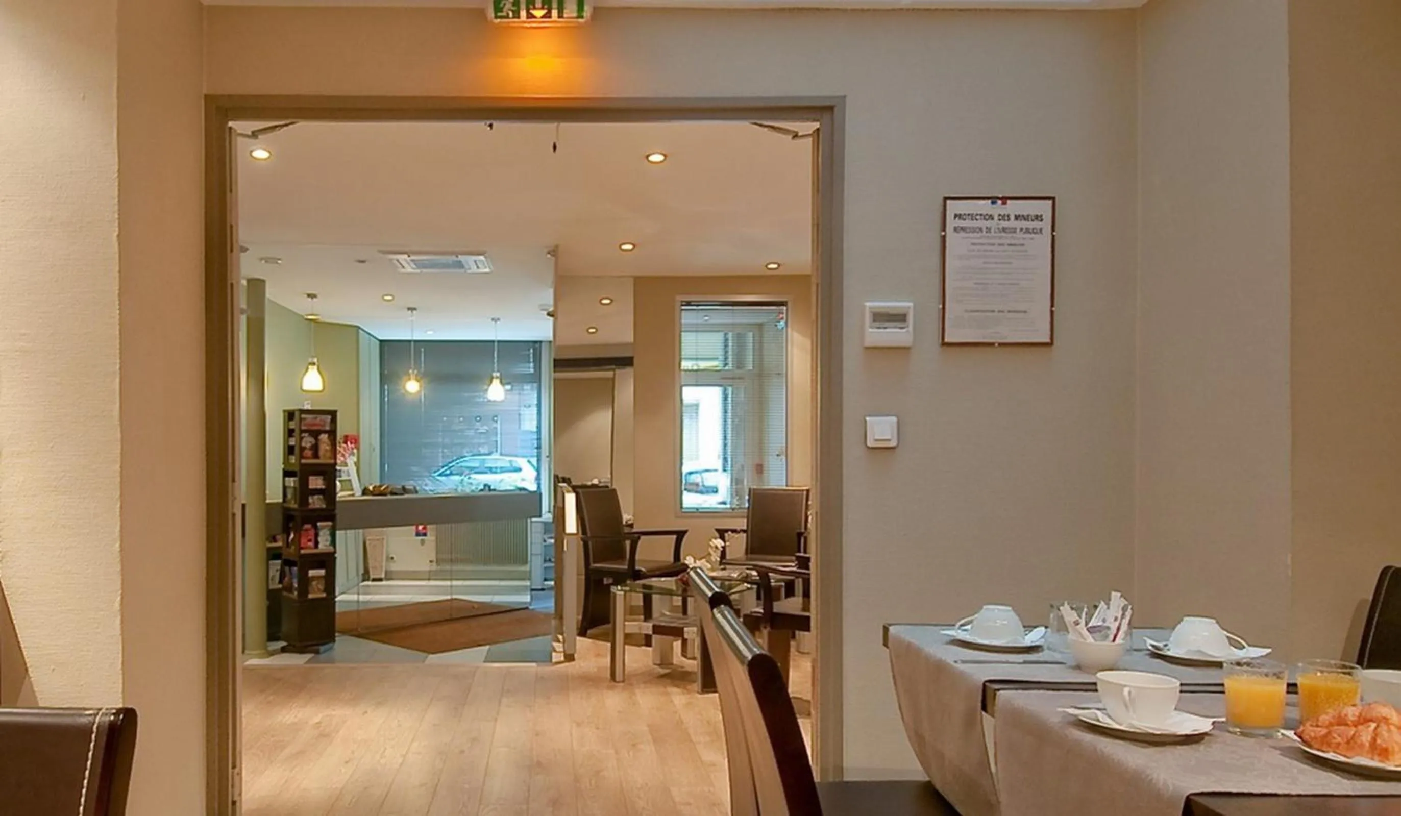 Property building in Hôtel de France Quartier Latin