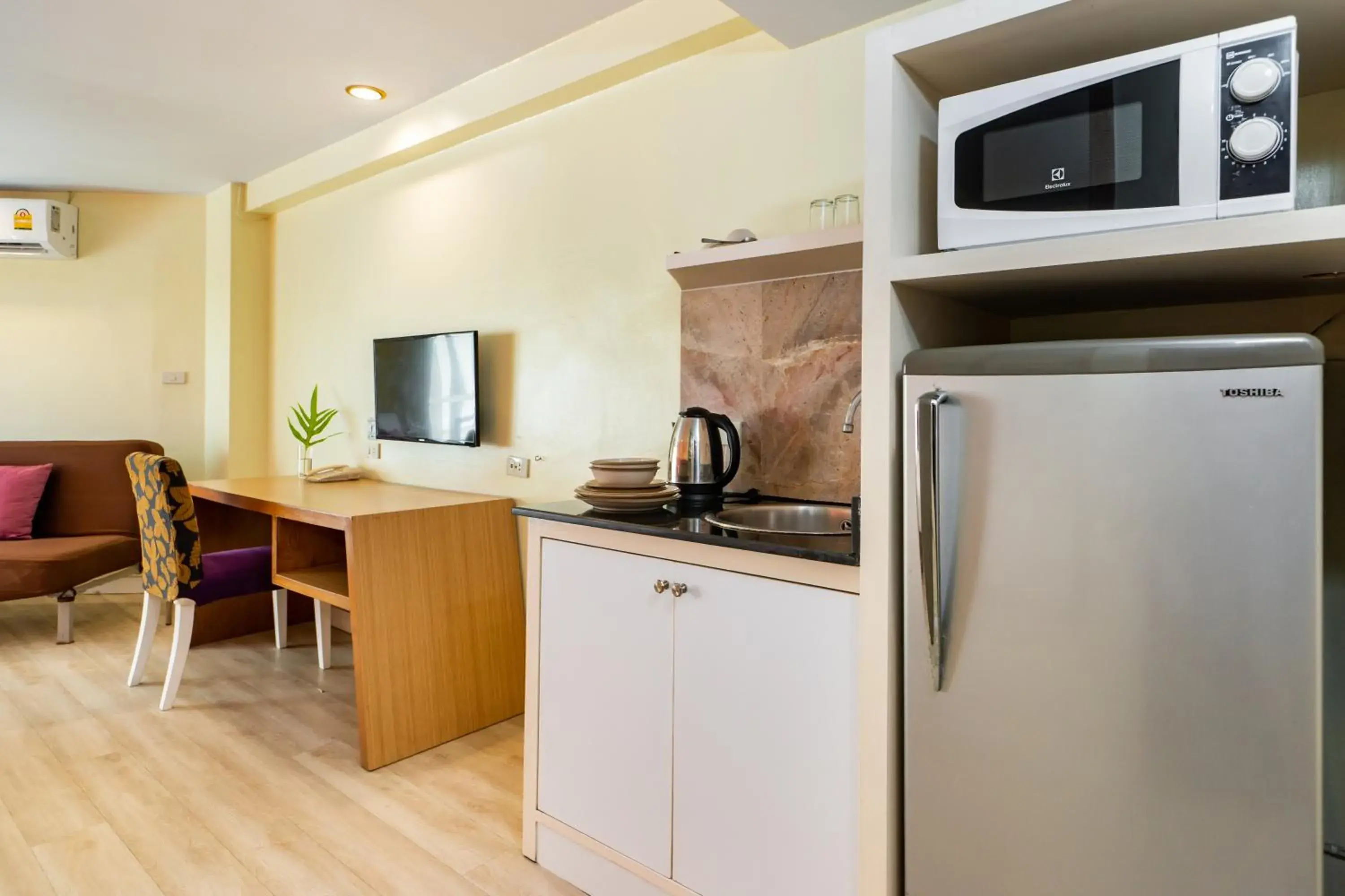 kitchen, Kitchen/Kitchenette in Bella Villa Metro