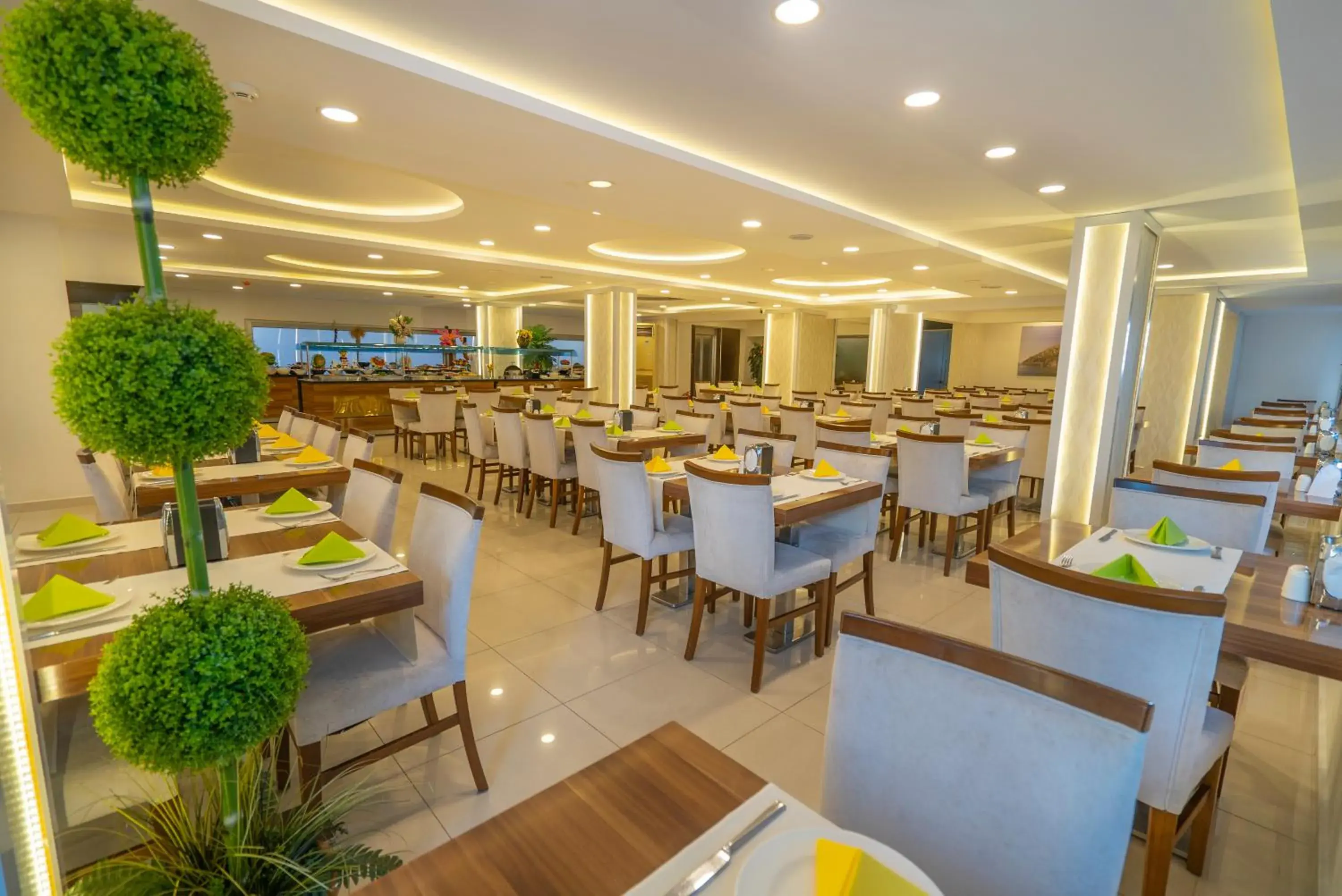 Restaurant/Places to Eat in Kleopatra Life Hotel