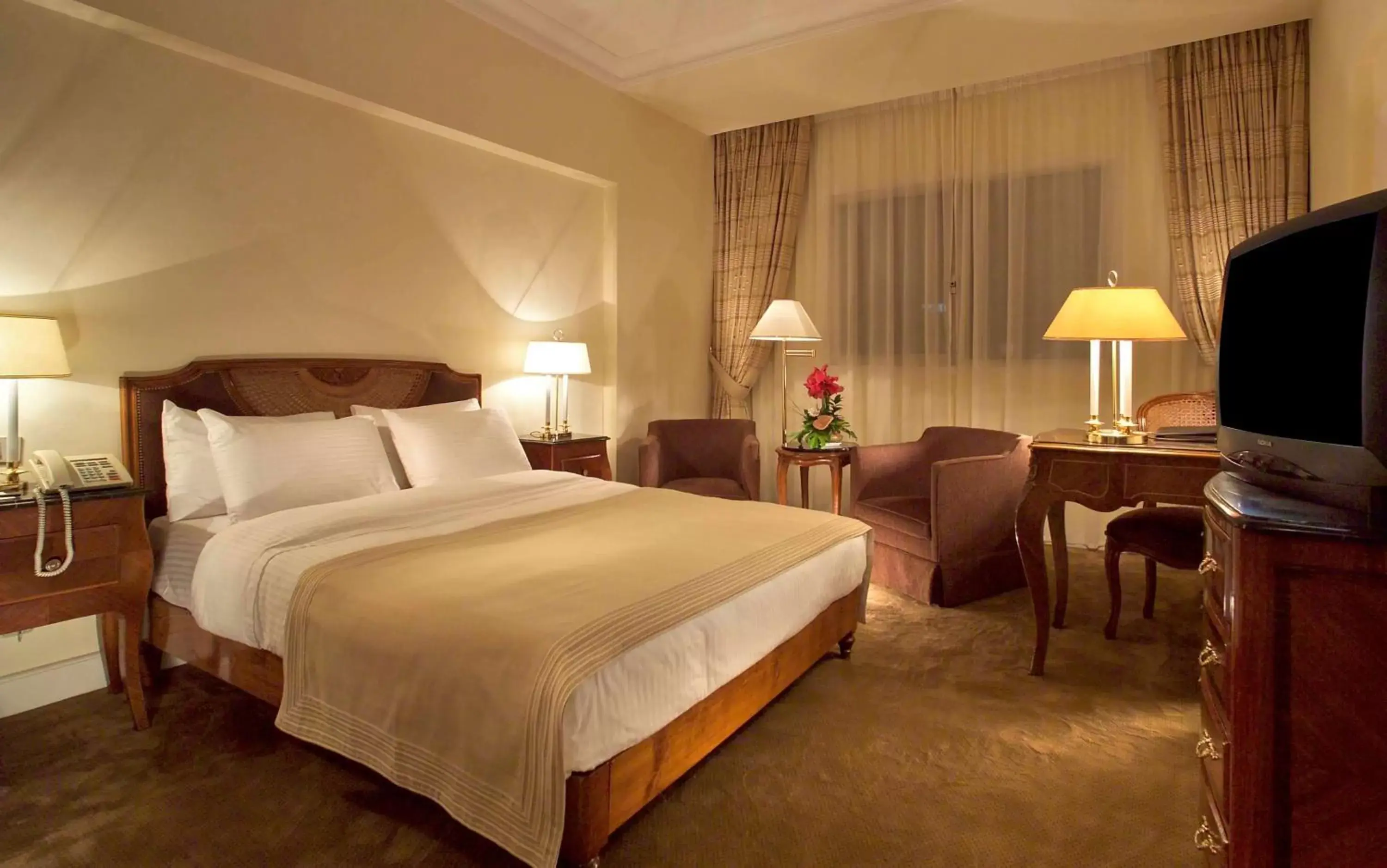 Spa and wellness centre/facilities, Bed in Sonesta Hotel Tower & Casino Cairo